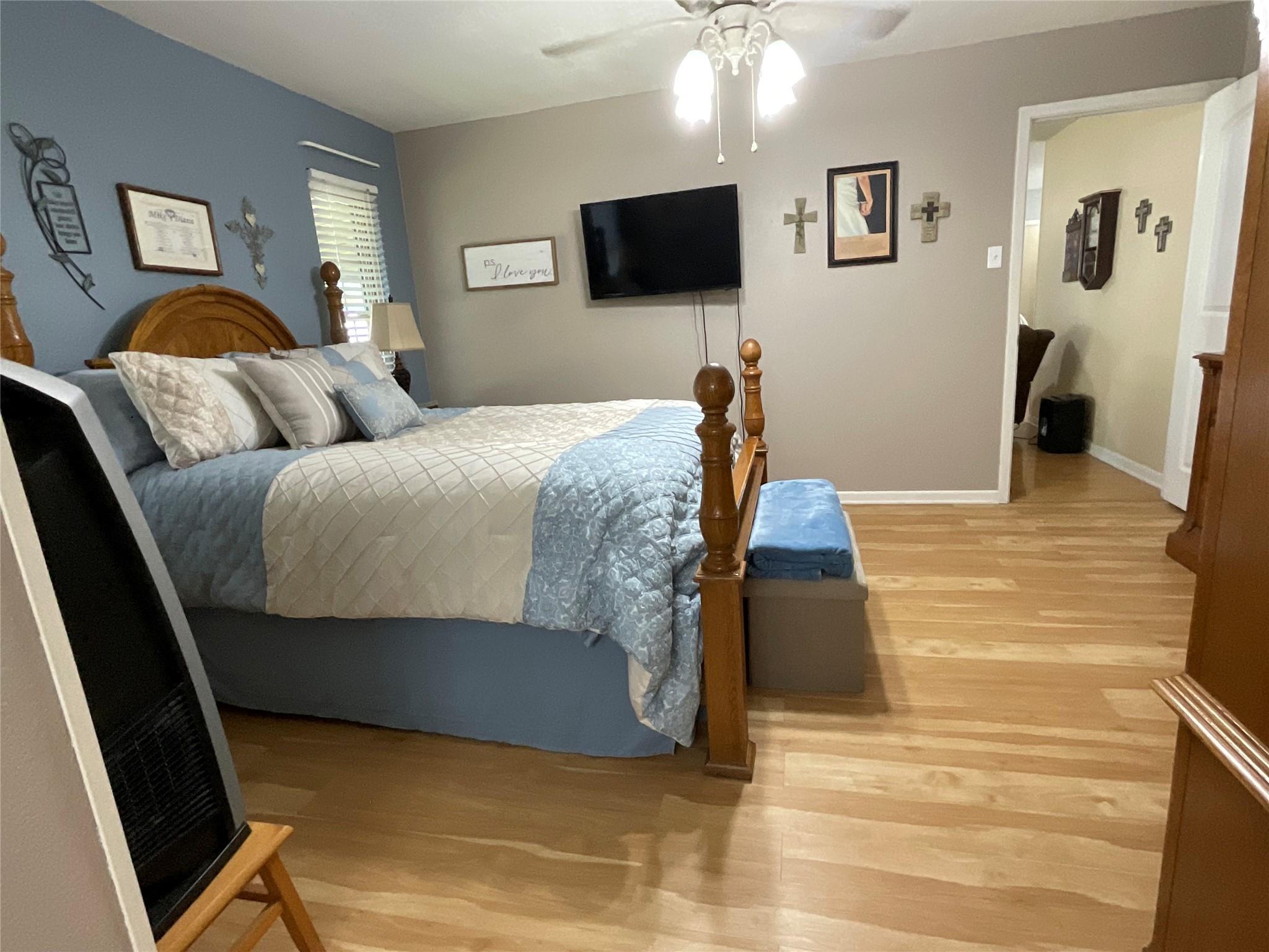 619 E Jackson St, Rockdale, TX 76567