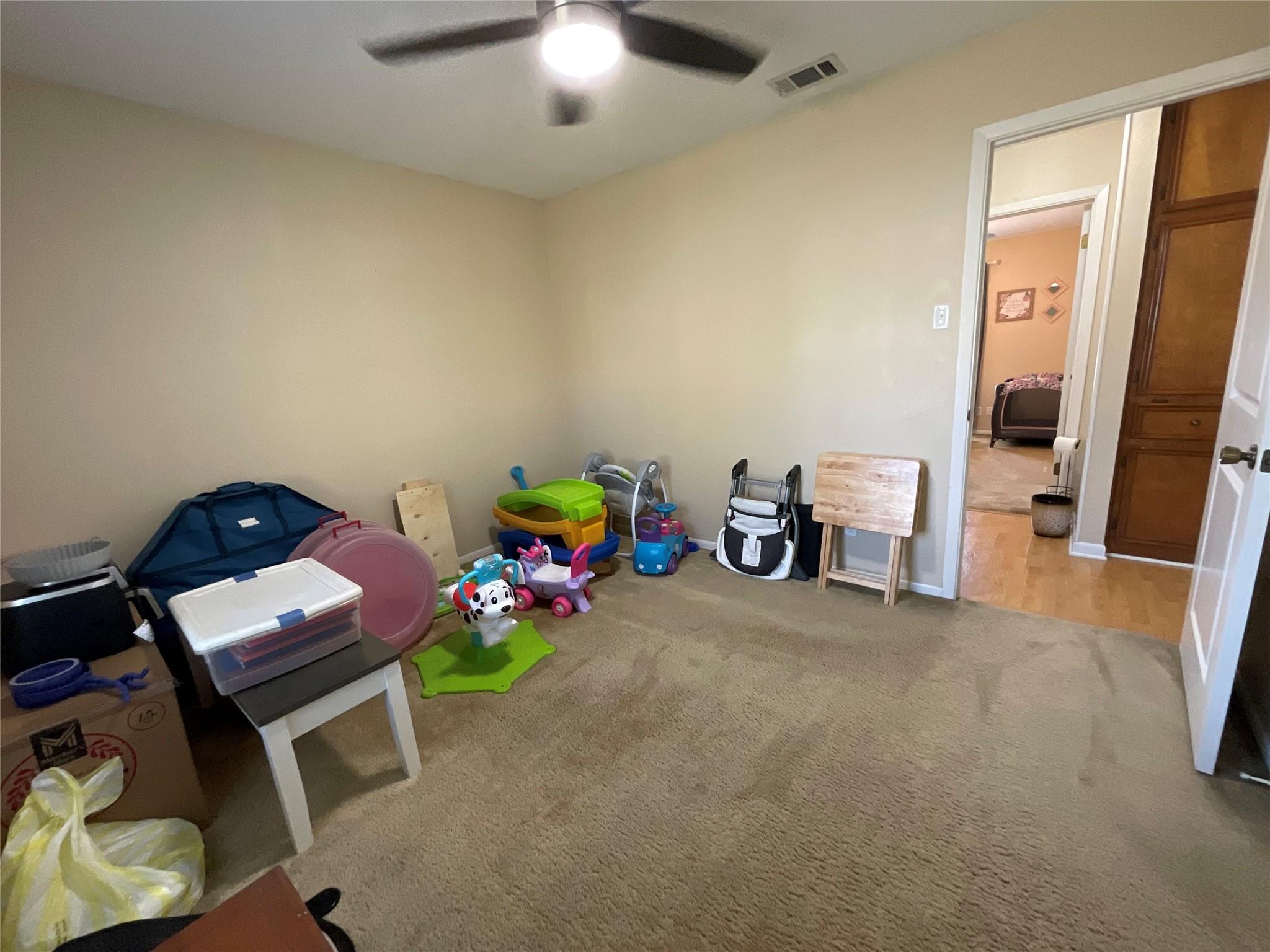 619 E Jackson St, Rockdale, TX 76567