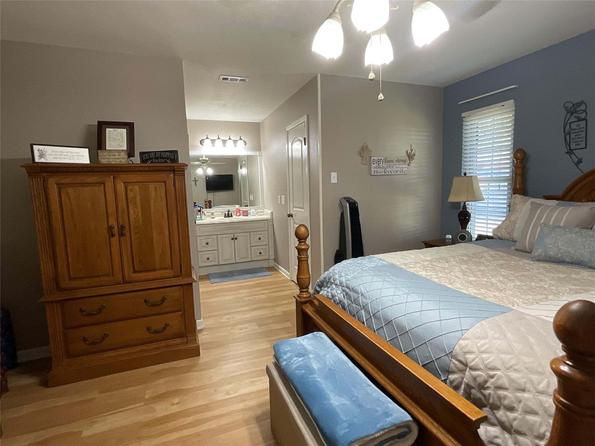 619 E Jackson St, Rockdale, TX 76567