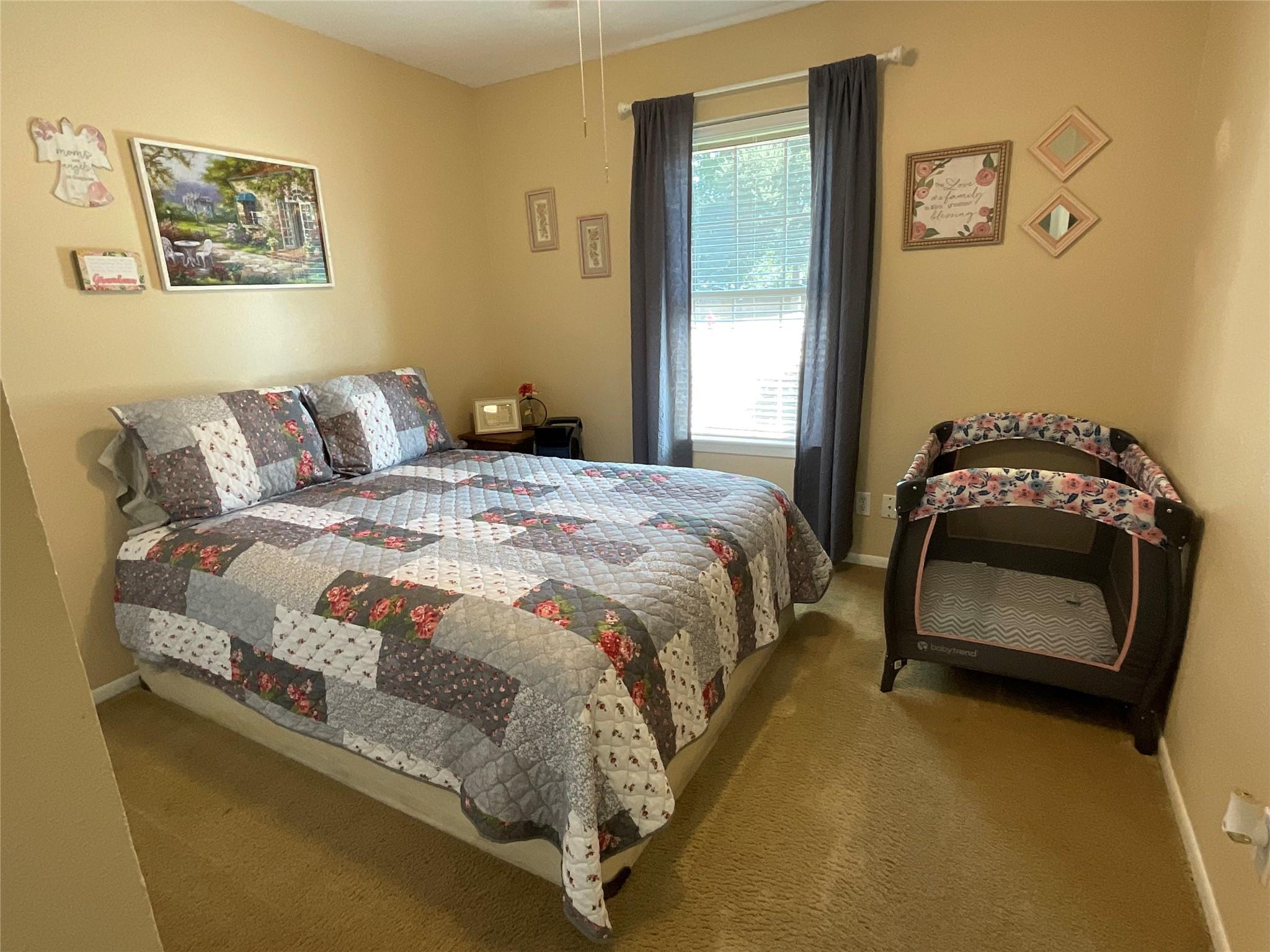 619 E Jackson St, Rockdale, TX 76567