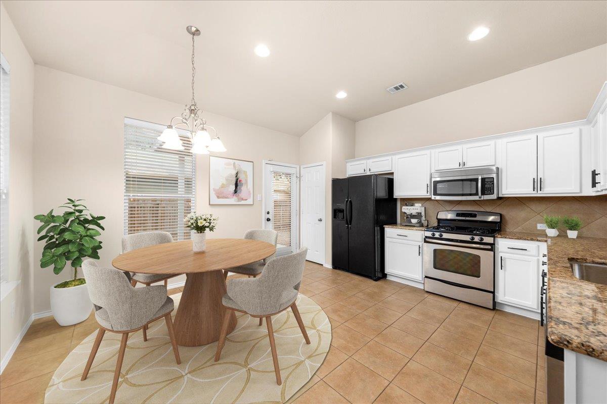 1703 Rockland Dr, Austin, TX 78748