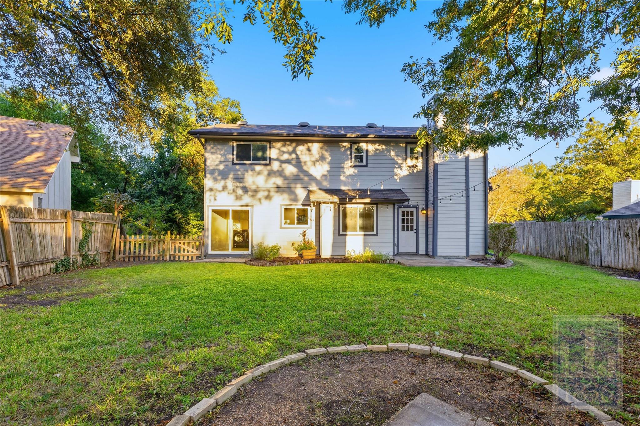 7508 Elderberry Dr, Austin, TX 78745