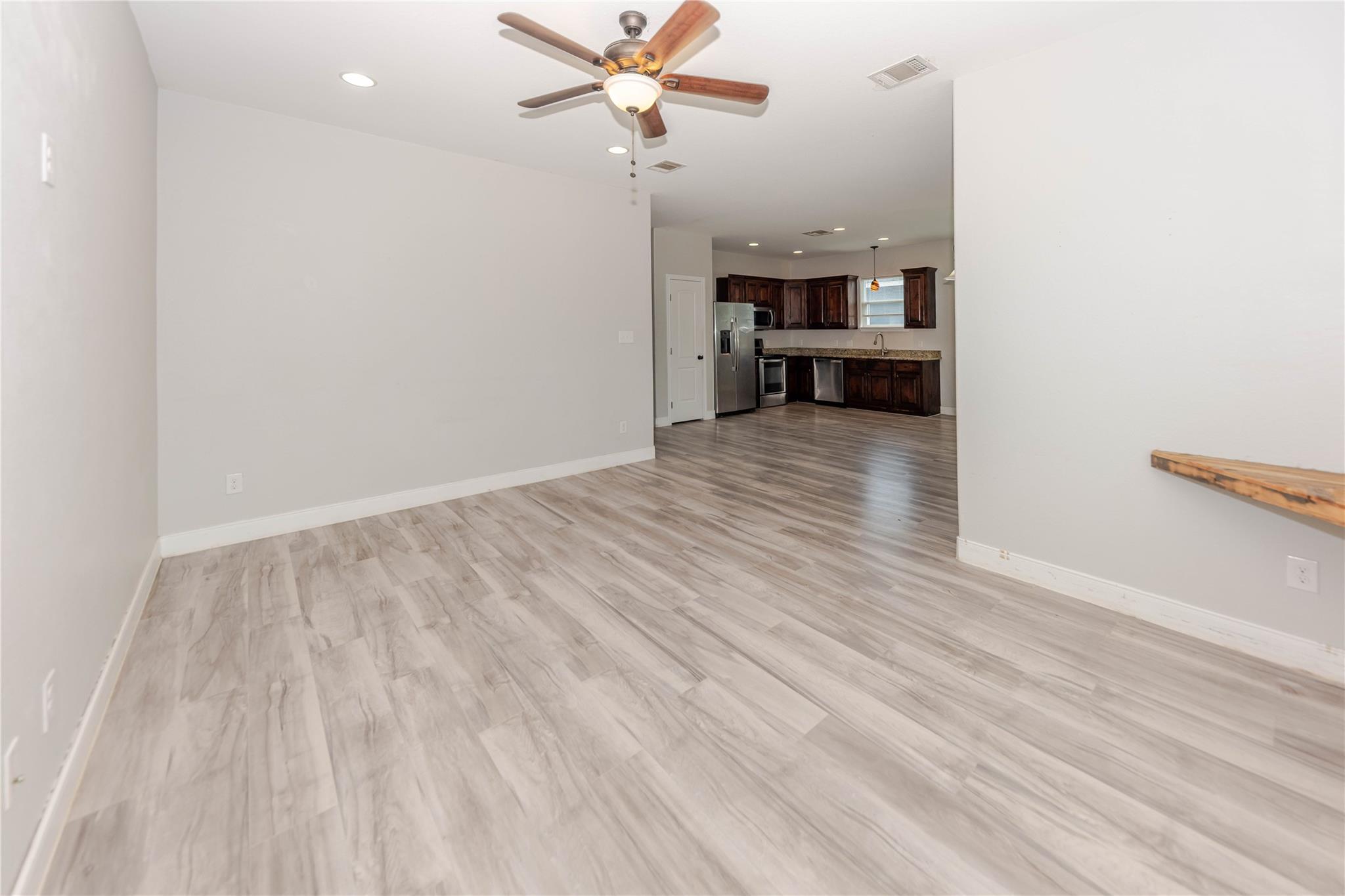 156 Fm 2571, Smithville, TX 78957