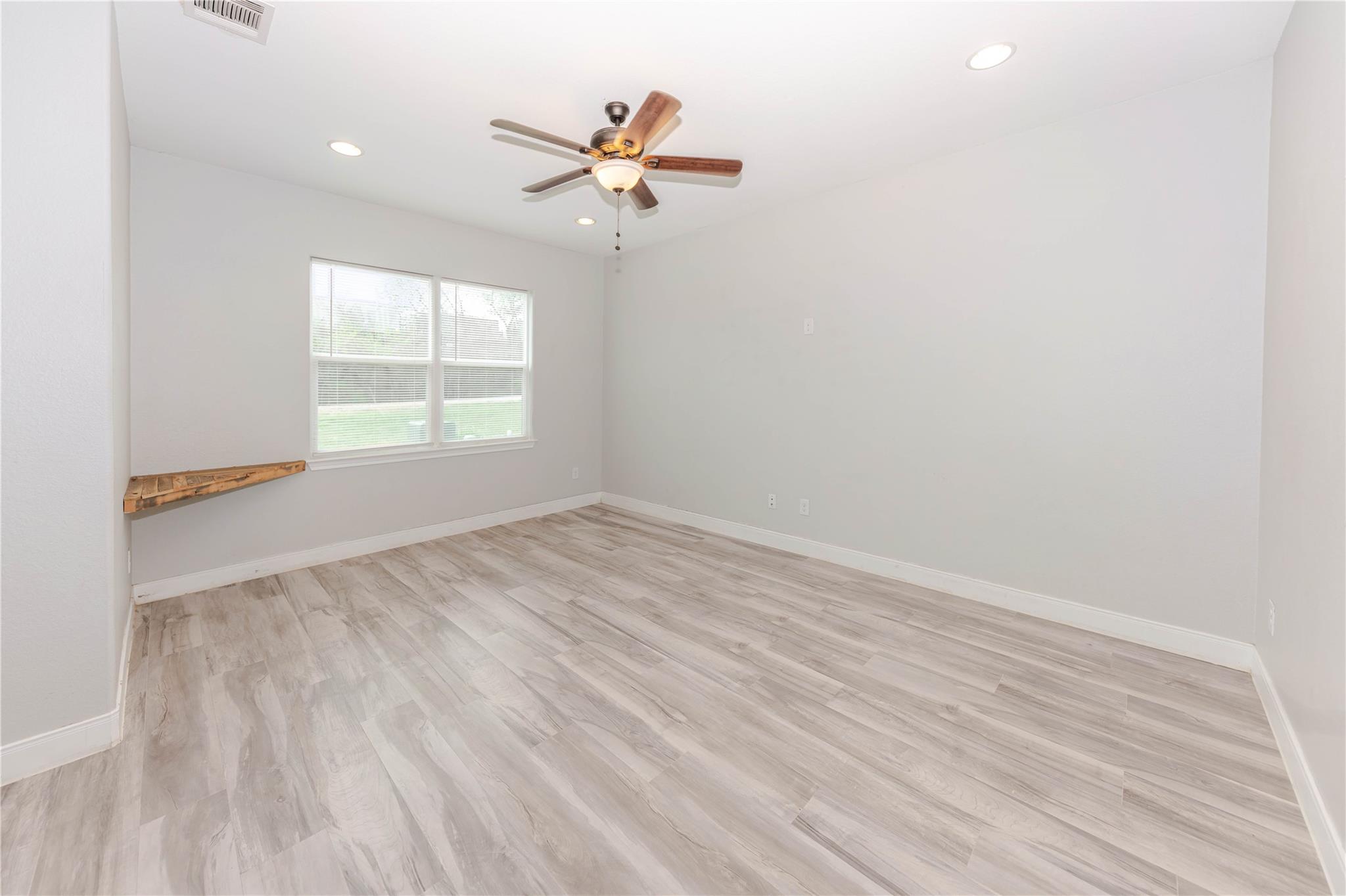 156 Fm 2571, Smithville, TX 78957