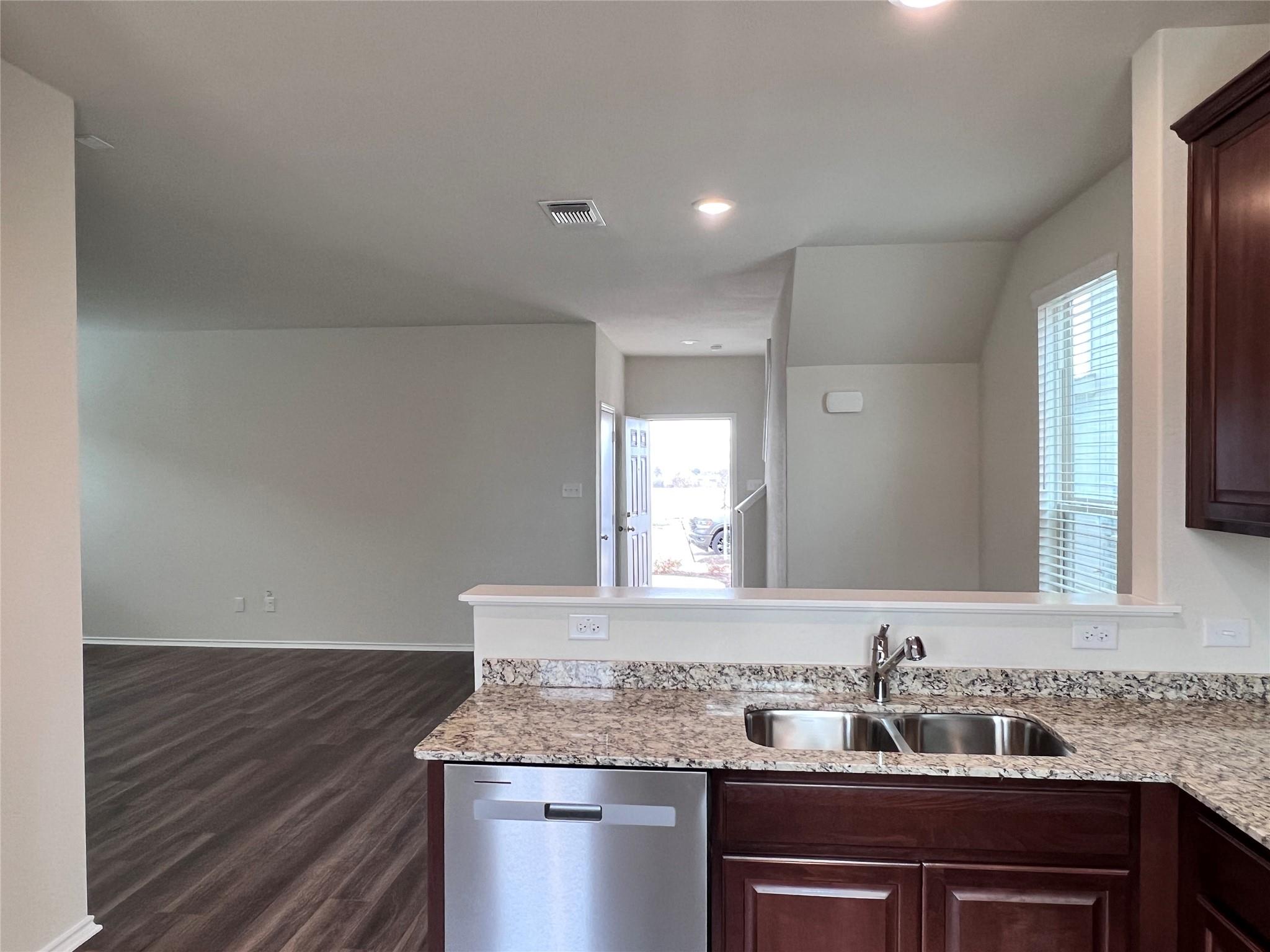 162 LT Rusty Dr, Jarrell, TX 76537