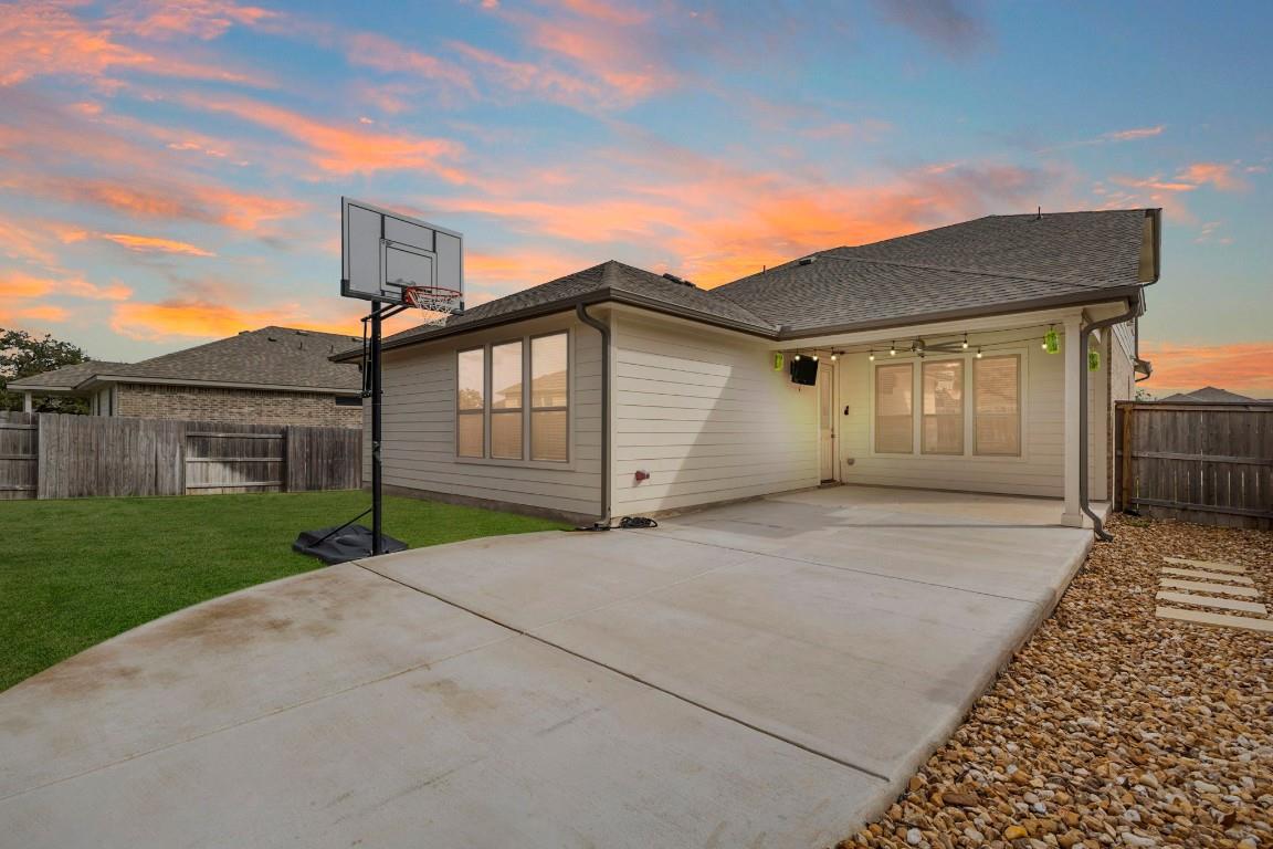 104 Scenic Hills Cir, Georgetown, TX 78628