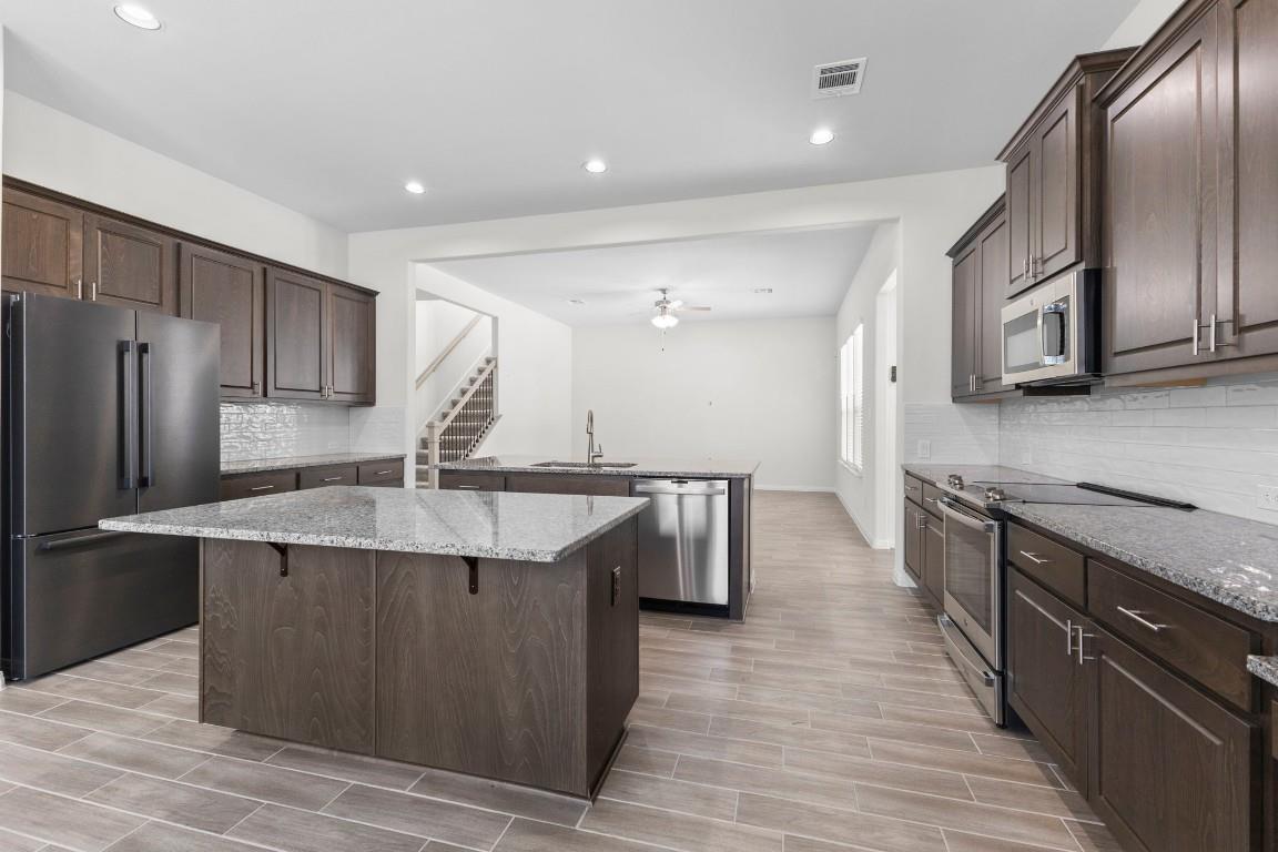 104 Scenic Hills Cir, Georgetown, TX 78628