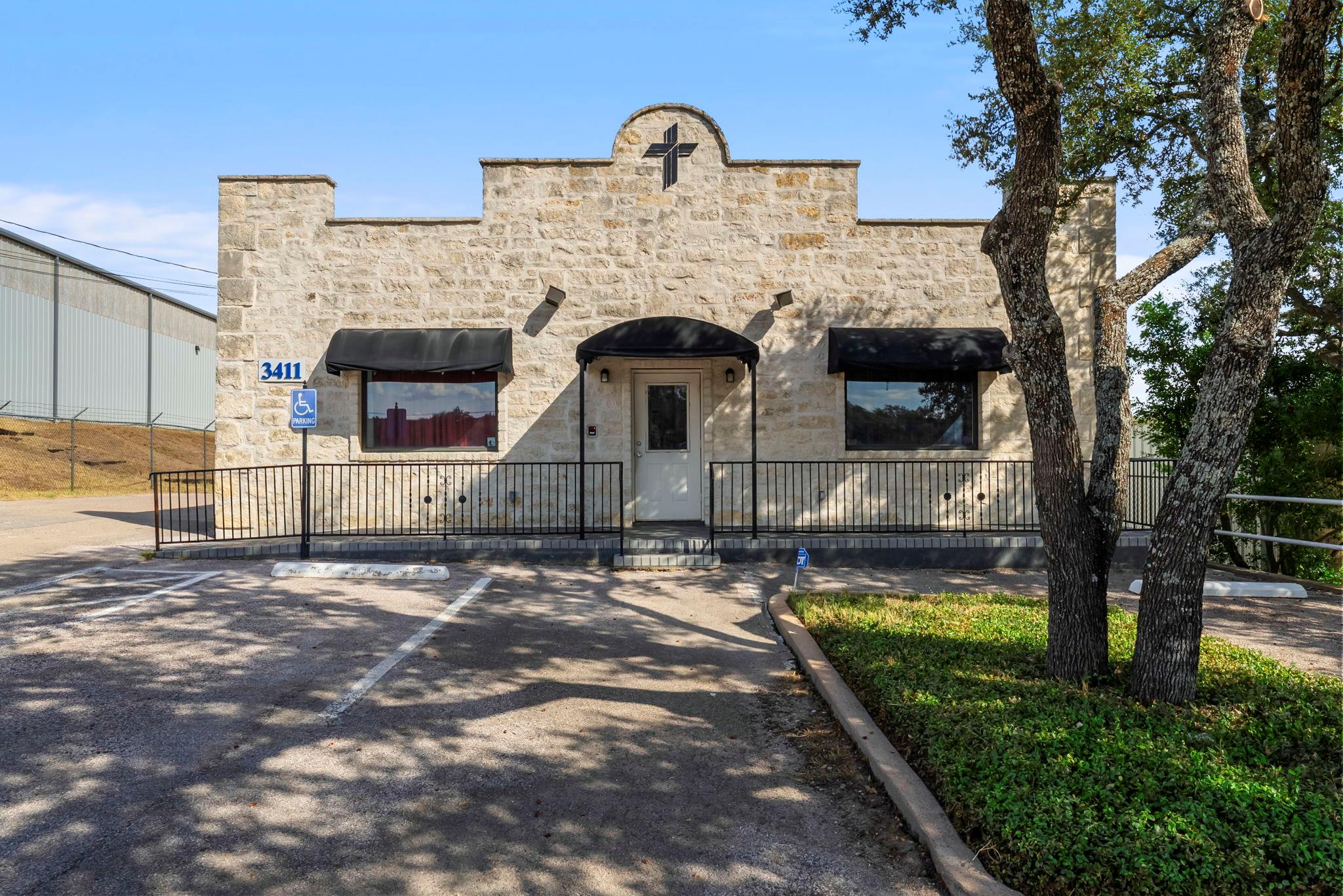 3411 N US Highway 281, Marble Falls, TX 78654