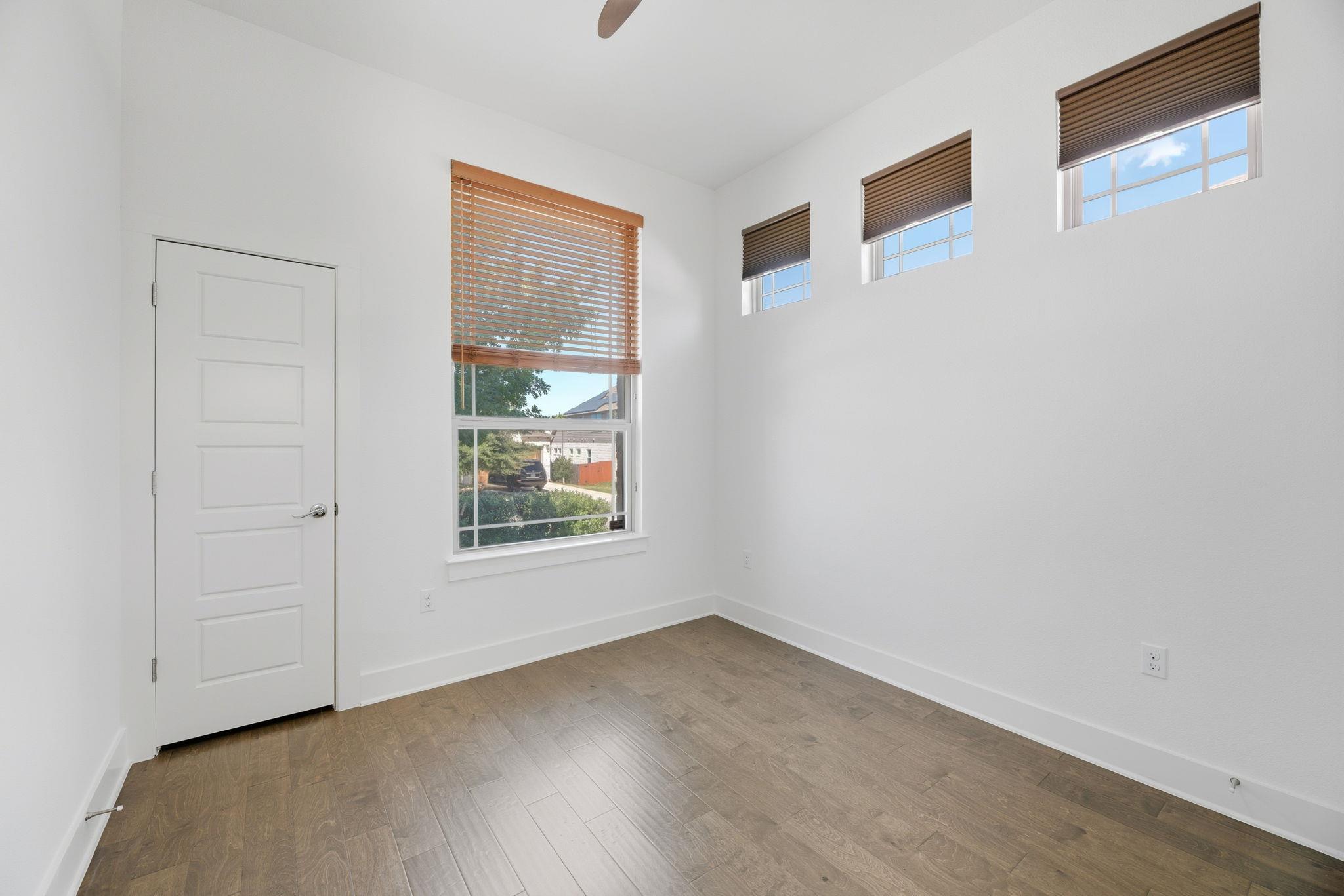 5017 Globe Mallow Dr, Austin, TX 78739