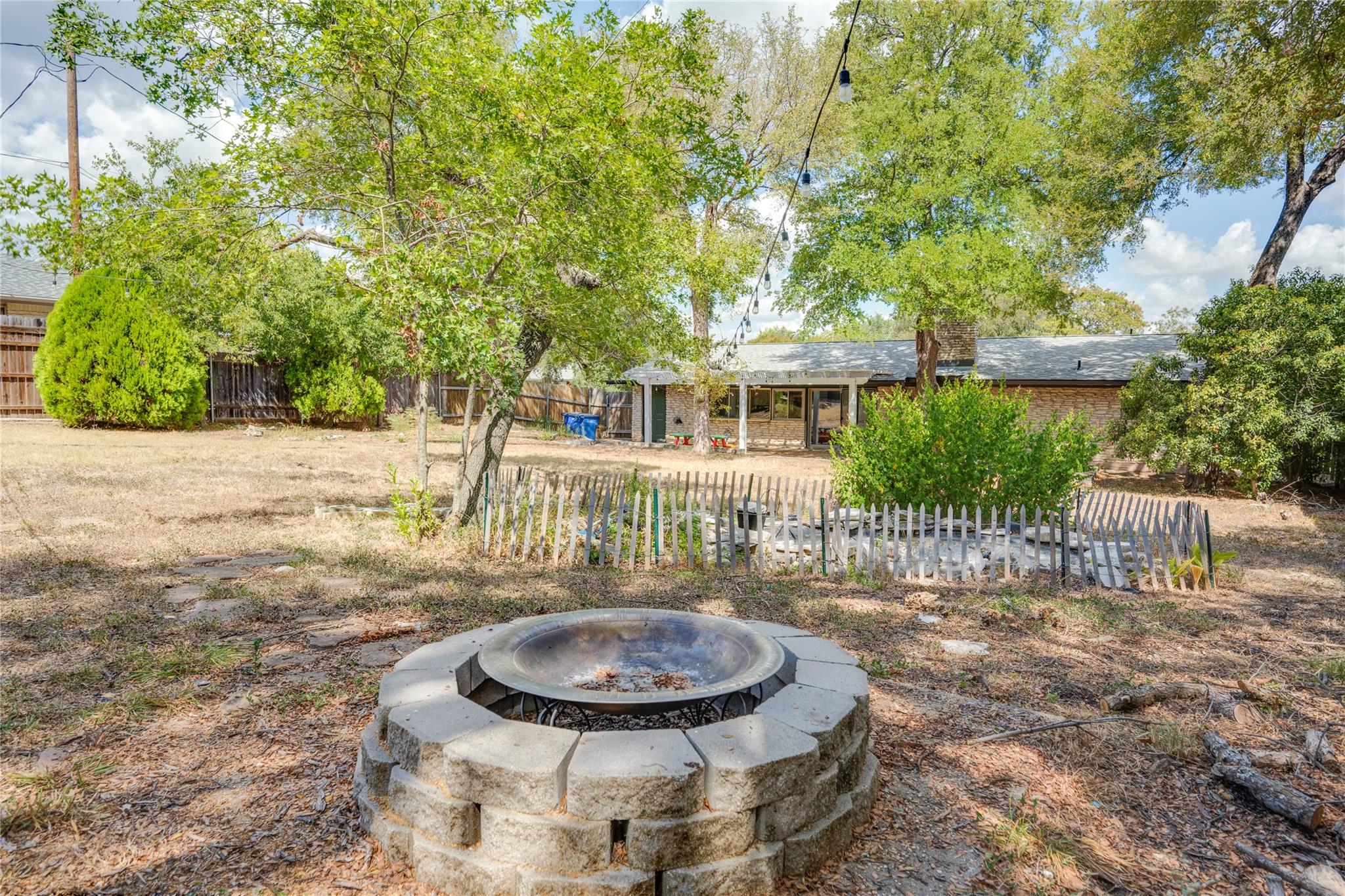 703 Jetta Ct, Austin, TX 78753