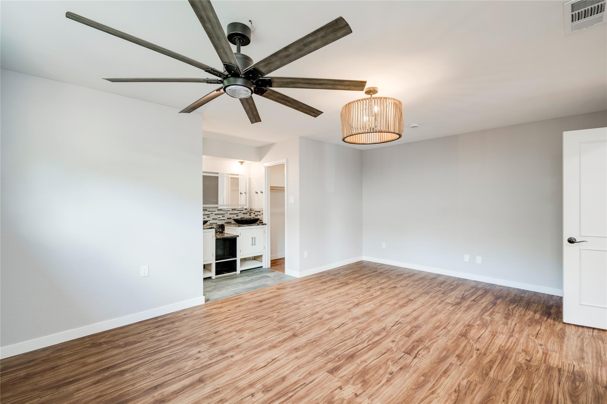 703 Jetta Ct, Austin, TX 78753