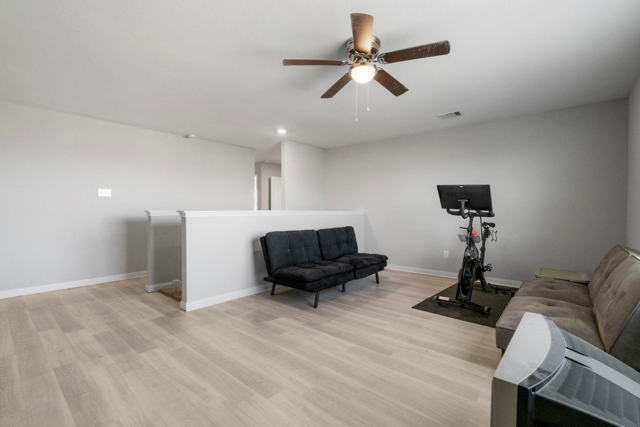 212 Star Spangled Dr, Liberty Hill, TX 78642