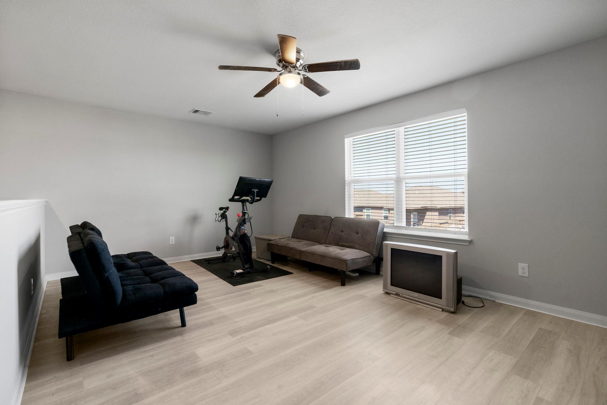 212 Star Spangled Dr, Liberty Hill, TX 78642