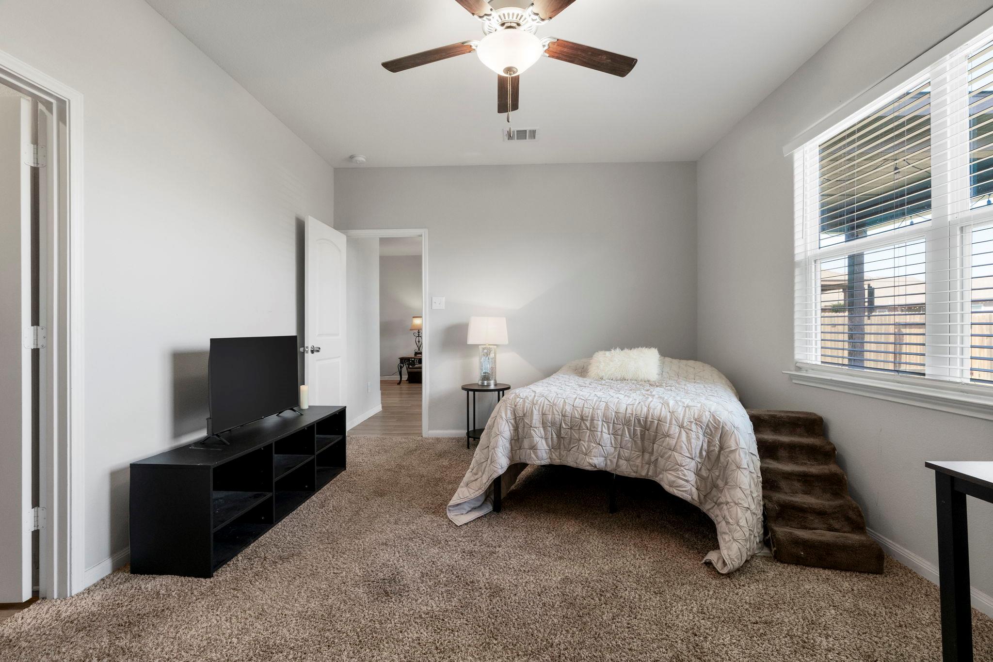 212 Star Spangled Dr, Liberty Hill, TX 78642