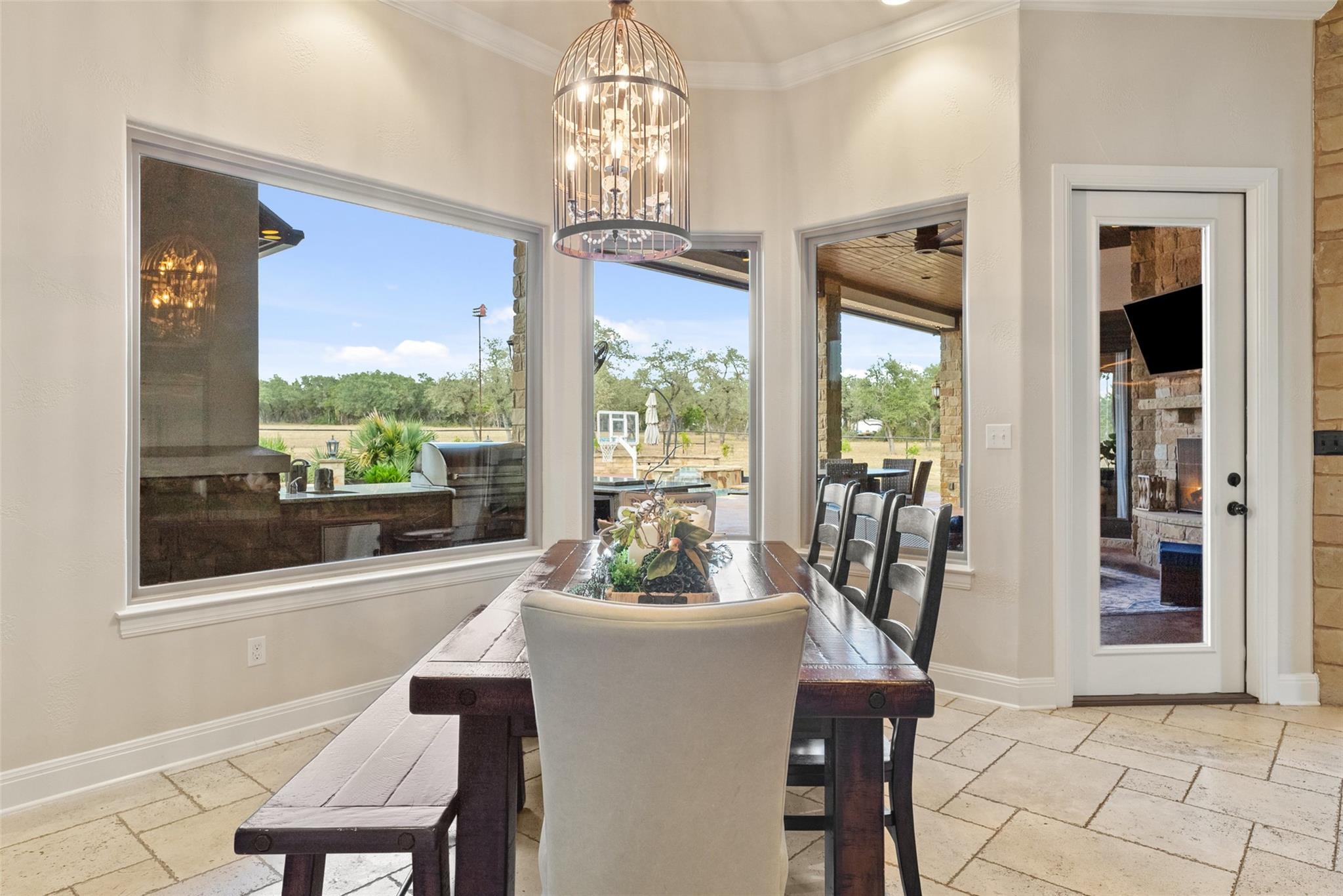 2700 County Road 282 Rd, Leander, TX 78641