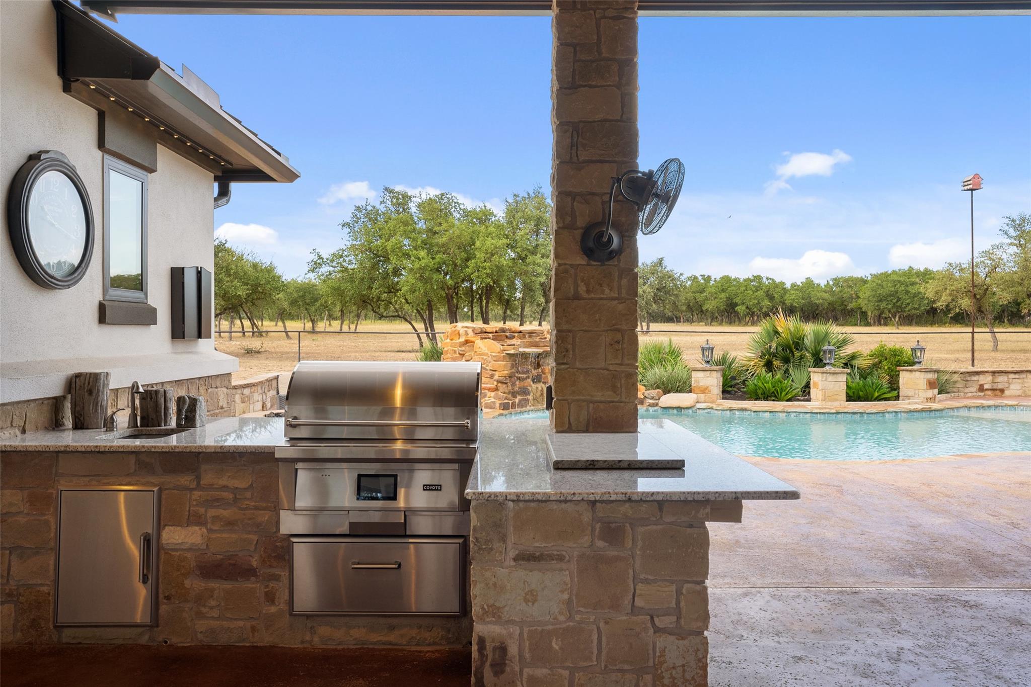 2700 County Road 282 Rd, Leander, TX 78641