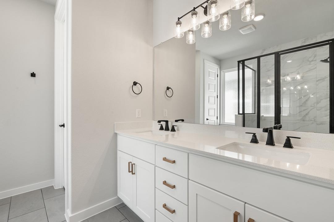 204 Brandywine Road, Hutto, TX 78634