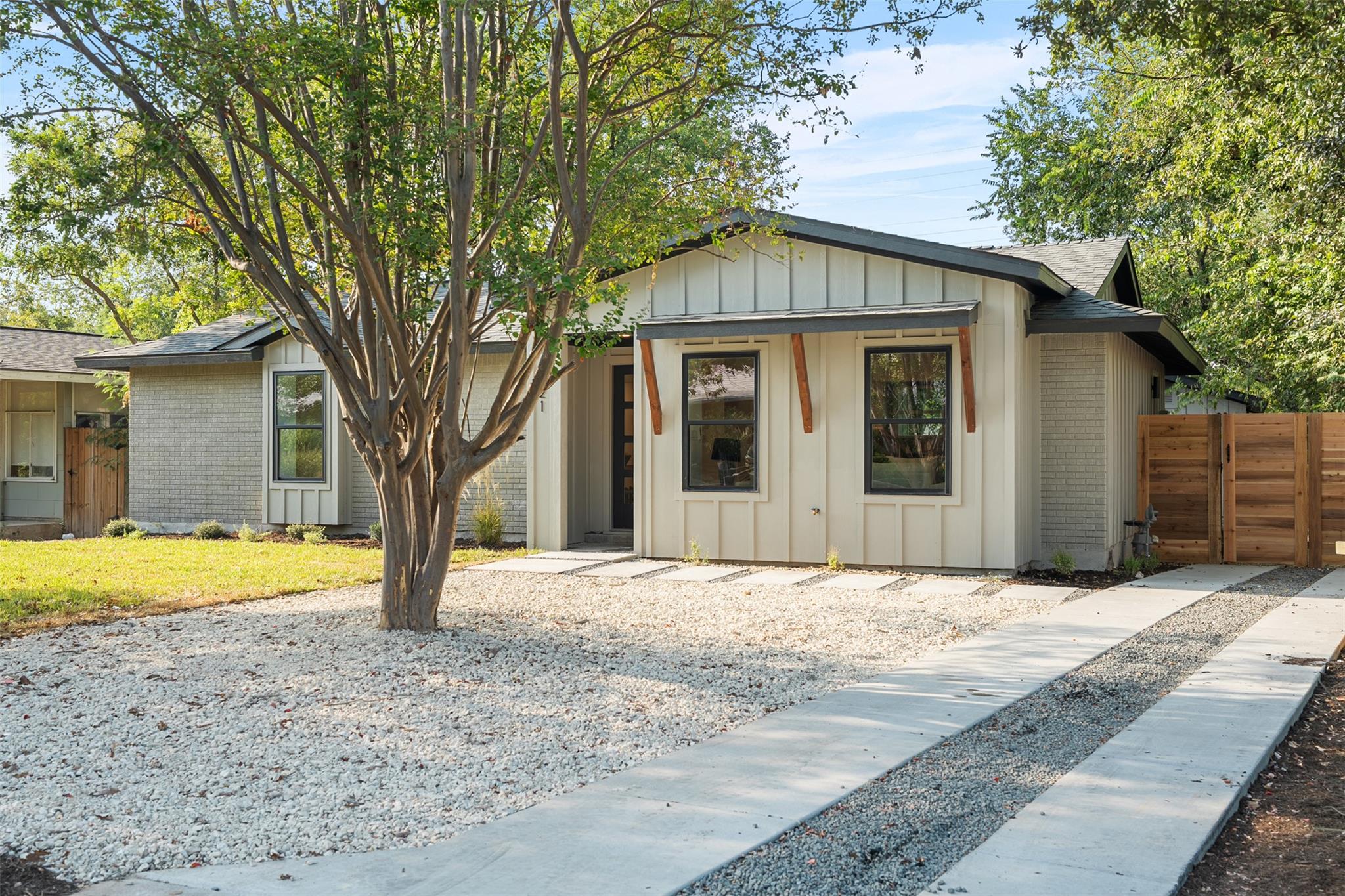 1421 Westmoor Dr, Austin, TX 78723