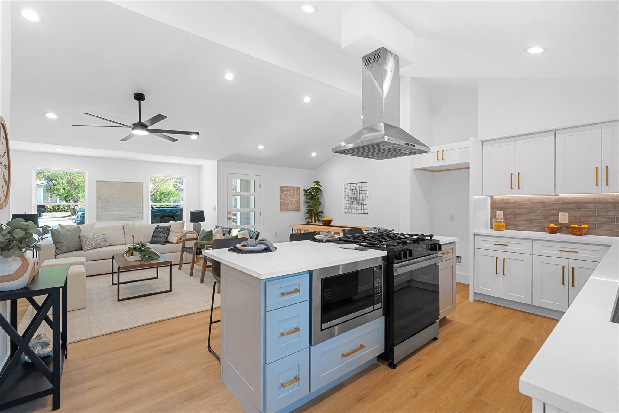 1421 Westmoor Dr, Austin, TX 78723