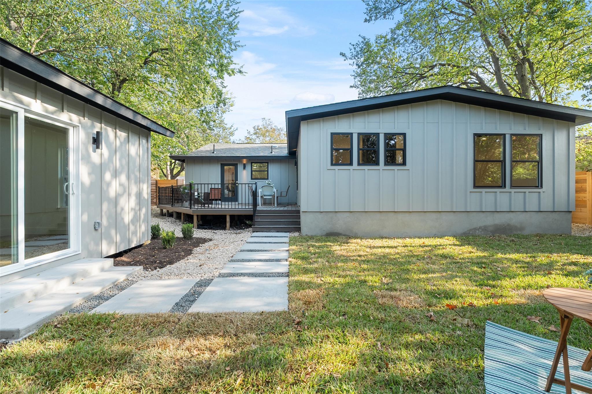 1421 Westmoor Dr, Austin, TX 78723