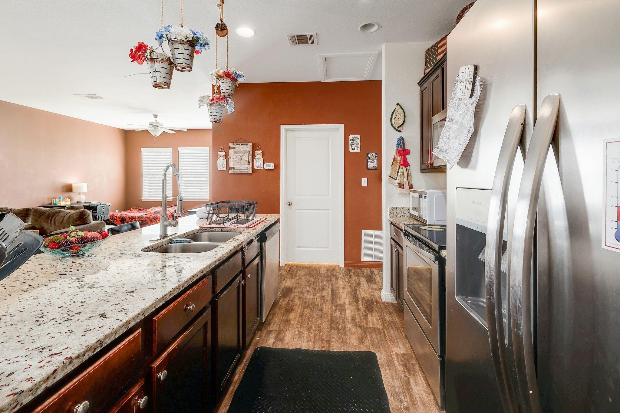 13909 Sherri Berry Way, Manor, TX 78653