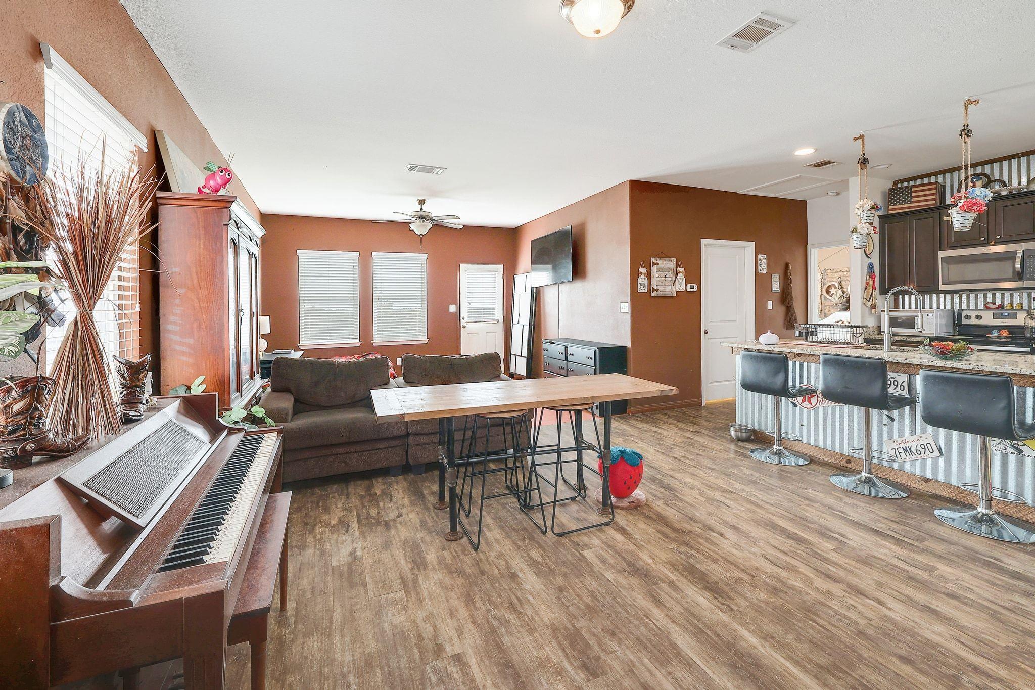 13909 Sherri Berry Way, Manor, TX 78653