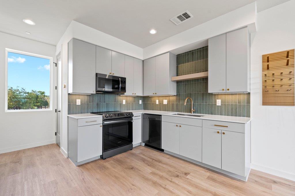 1208 N Academy Ave # UNIT 2203, New Braunfels, TX 78130