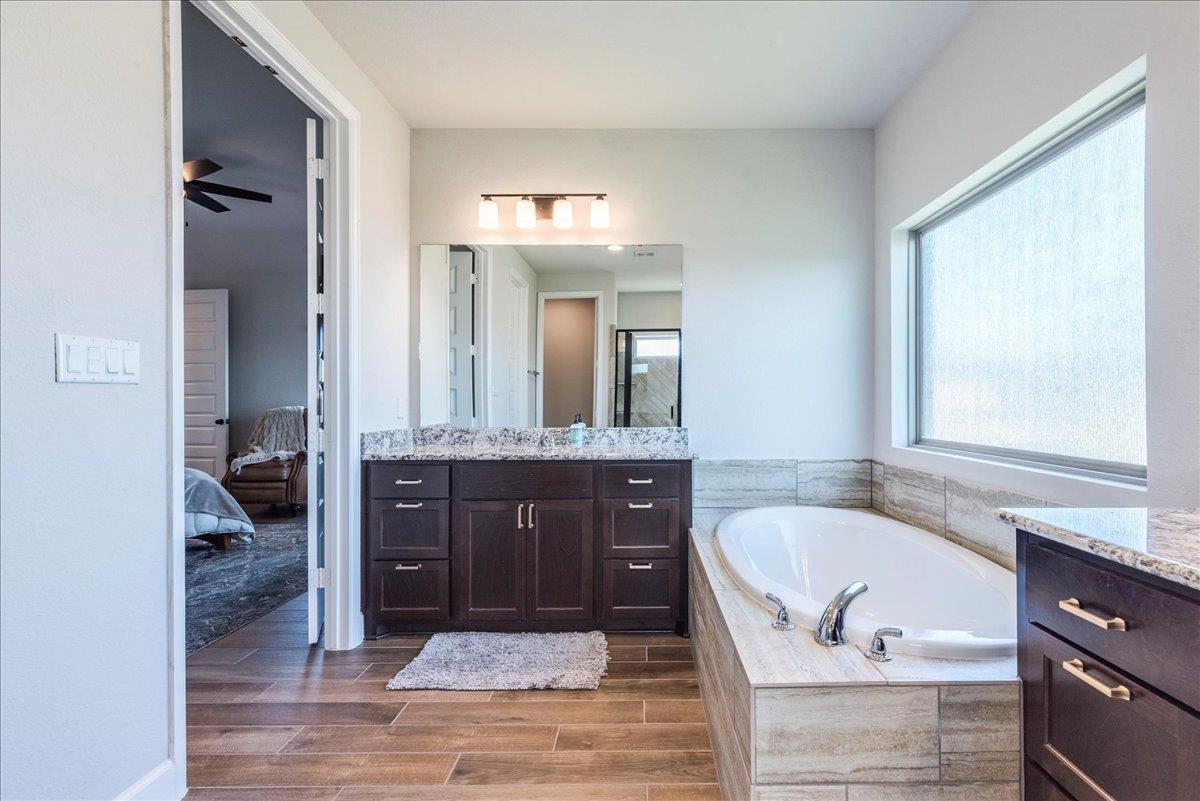 170 Alice Jane Ln, Buda, TX 78610