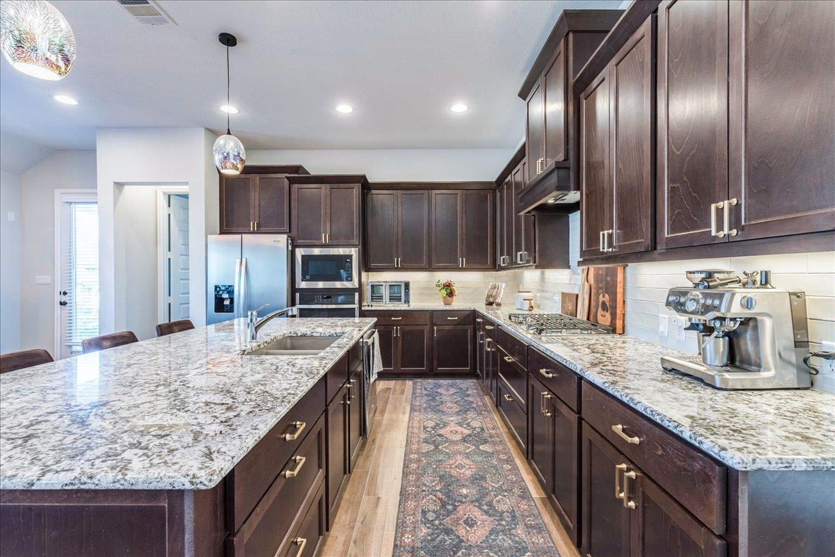 170 Alice Jane Ln, Buda, TX 78610