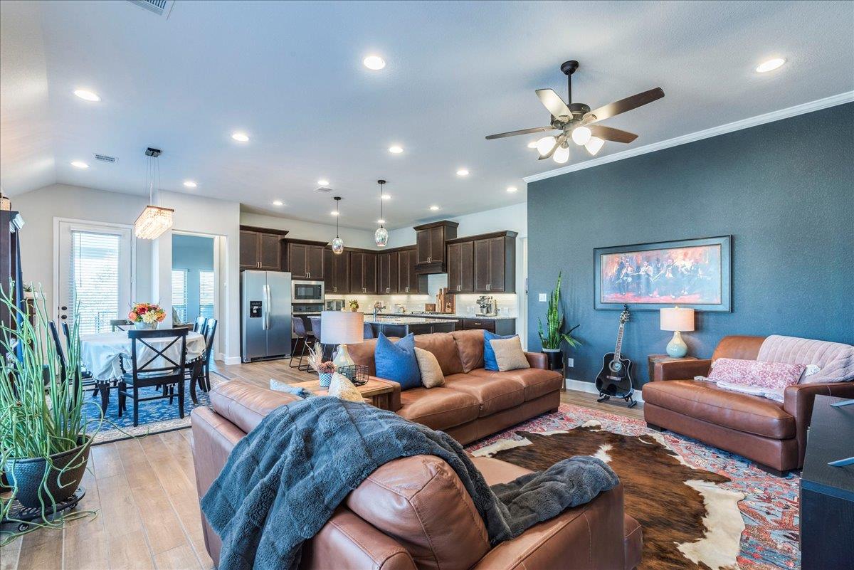 170 Alice Jane Ln, Buda, TX 78610