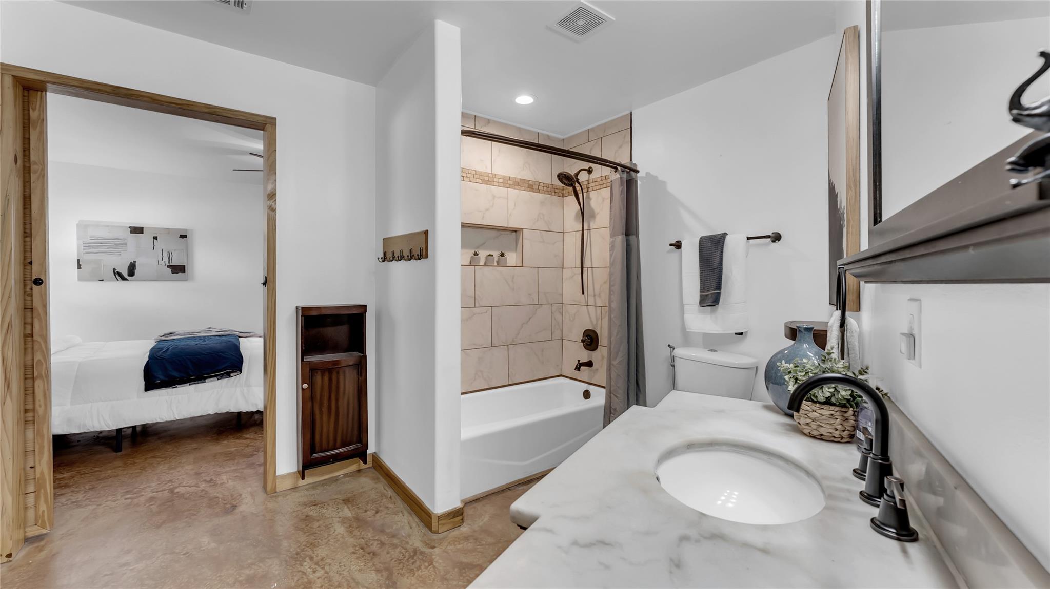 310 Thomas Ridge Rd, Burnet, TX 78611