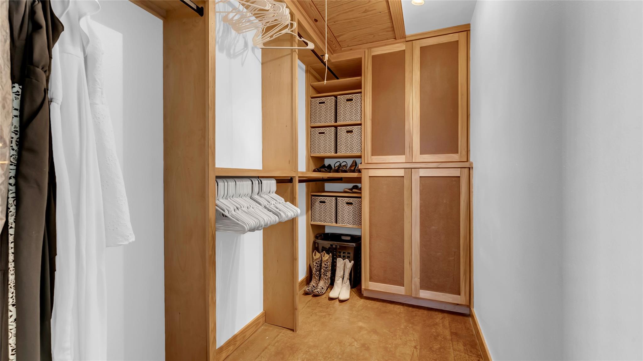 310 Thomas Ridge Rd, Burnet, TX 78611