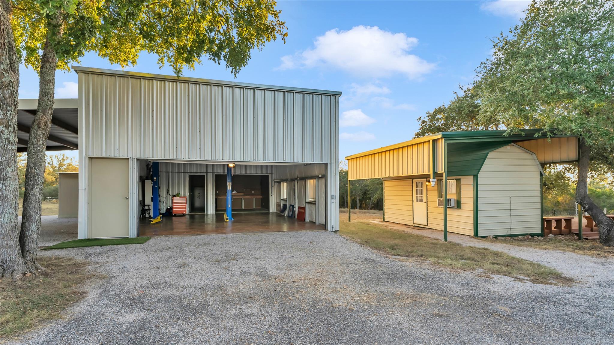 310 Thomas Ridge Rd, Burnet, TX 78611