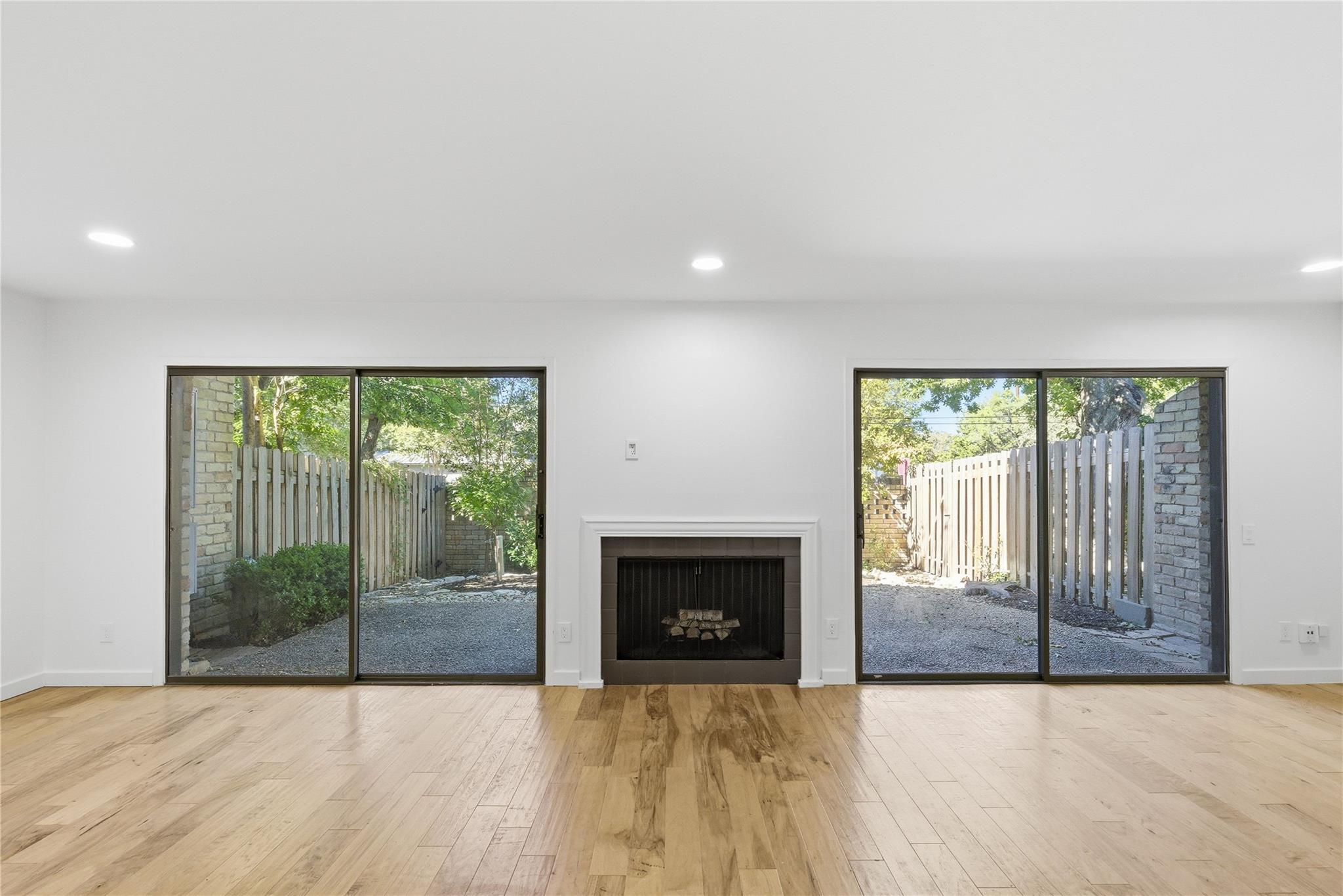 48 Woodstone Sq, Austin, TX 78703