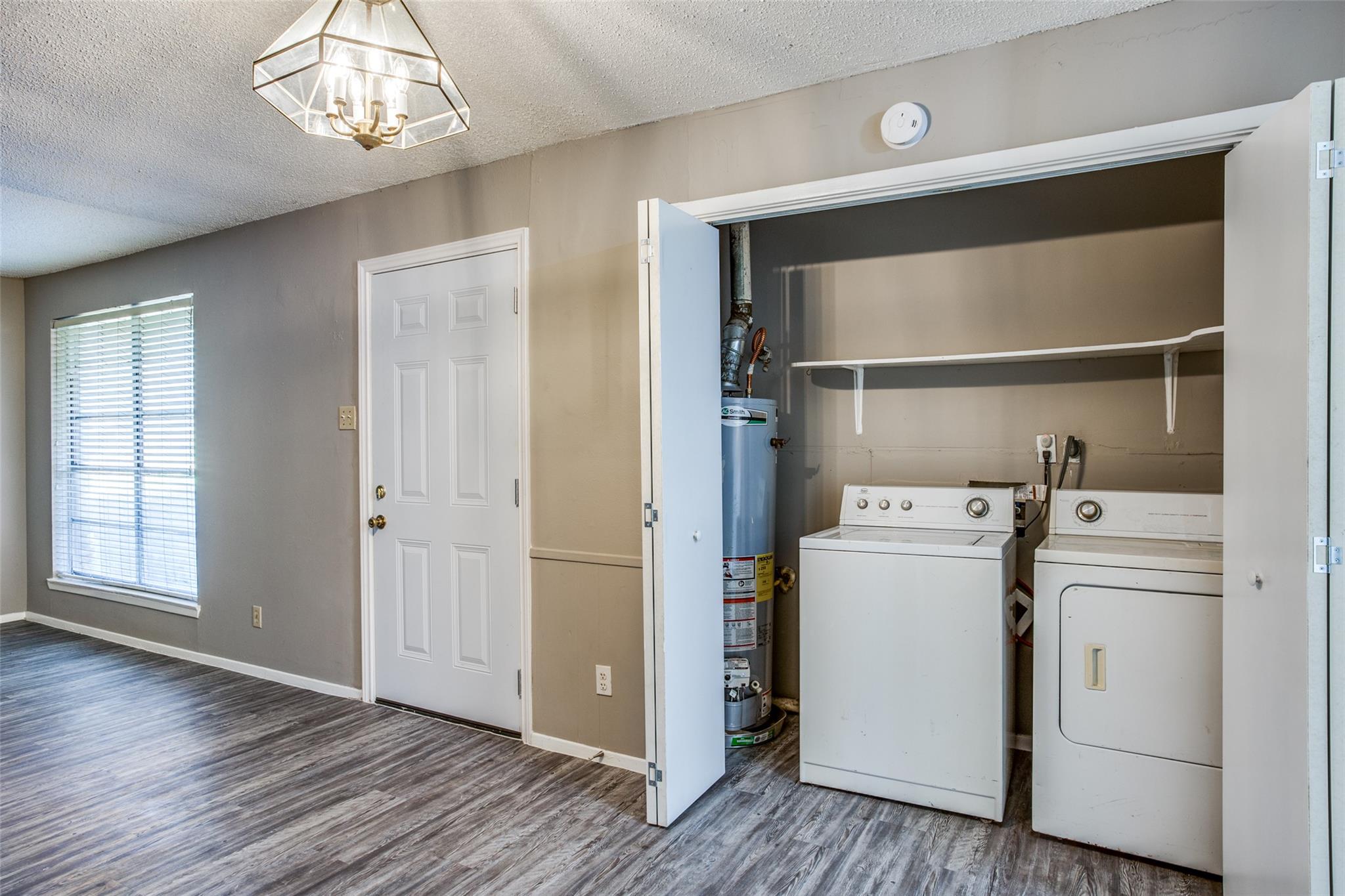 607 Thrush Ave # B, Austin, TX 78753