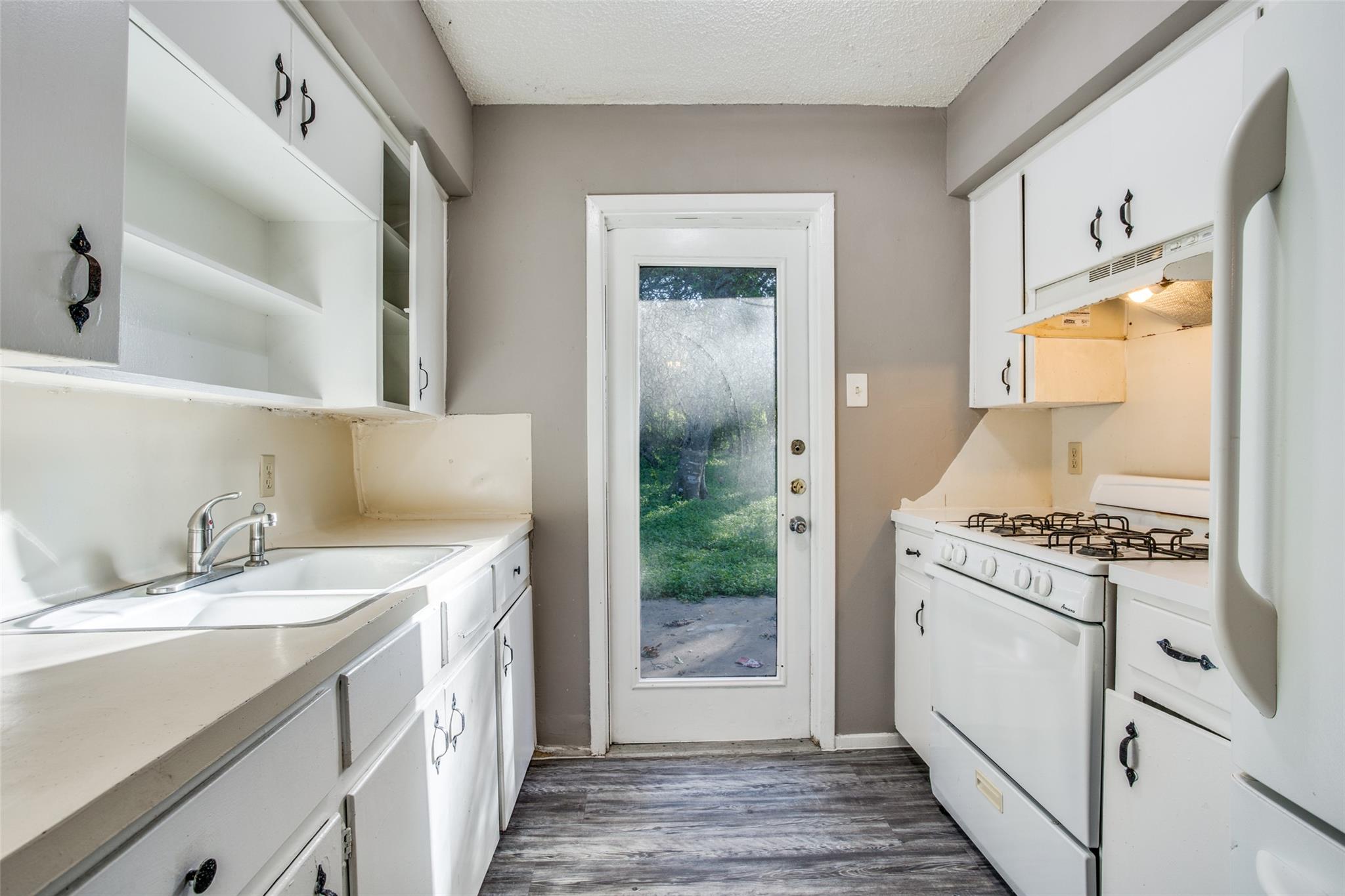 607 Thrush Ave # B, Austin, TX 78753