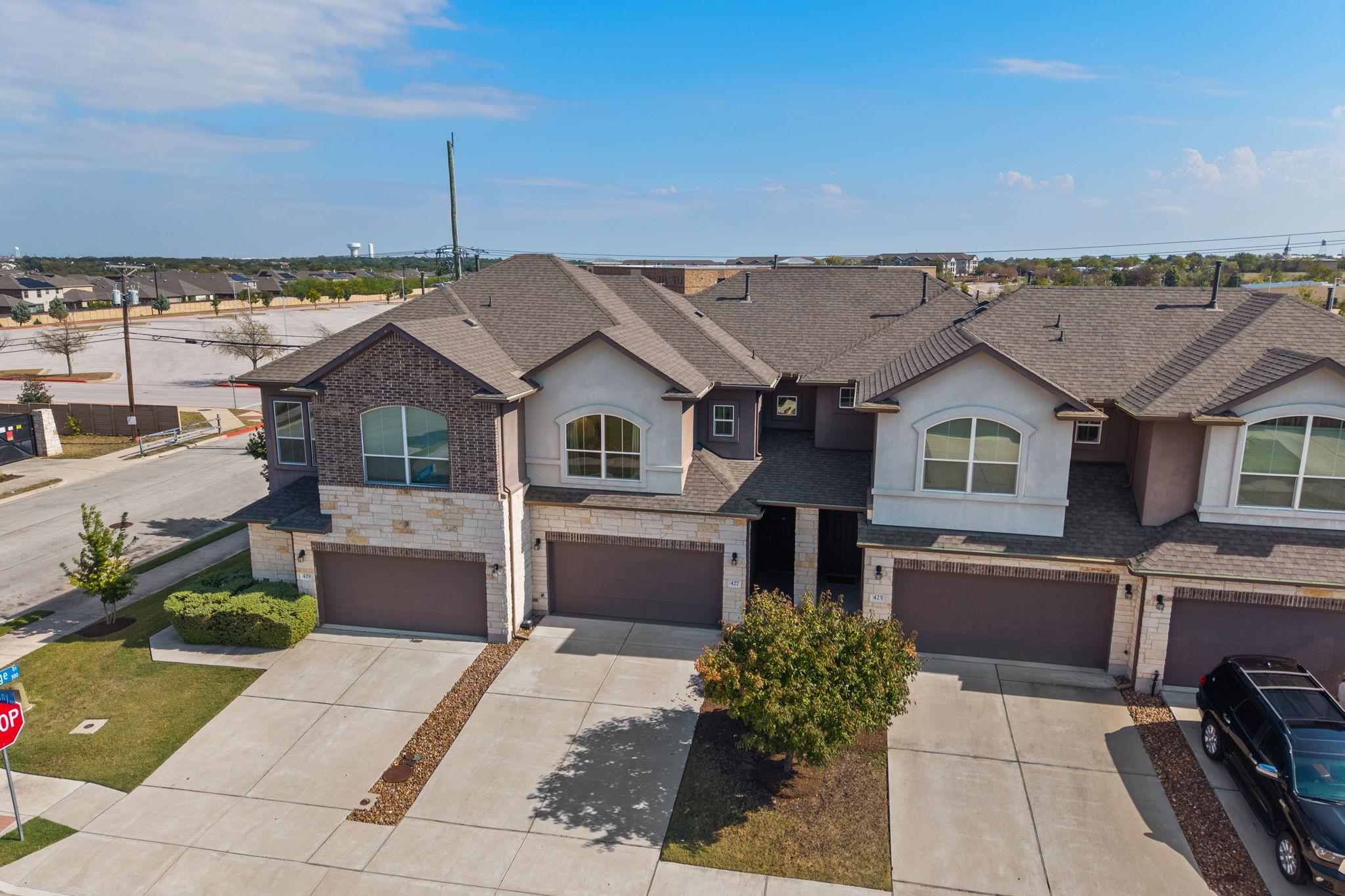 427 Epiphany Ln, Pflugerville, TX 78660