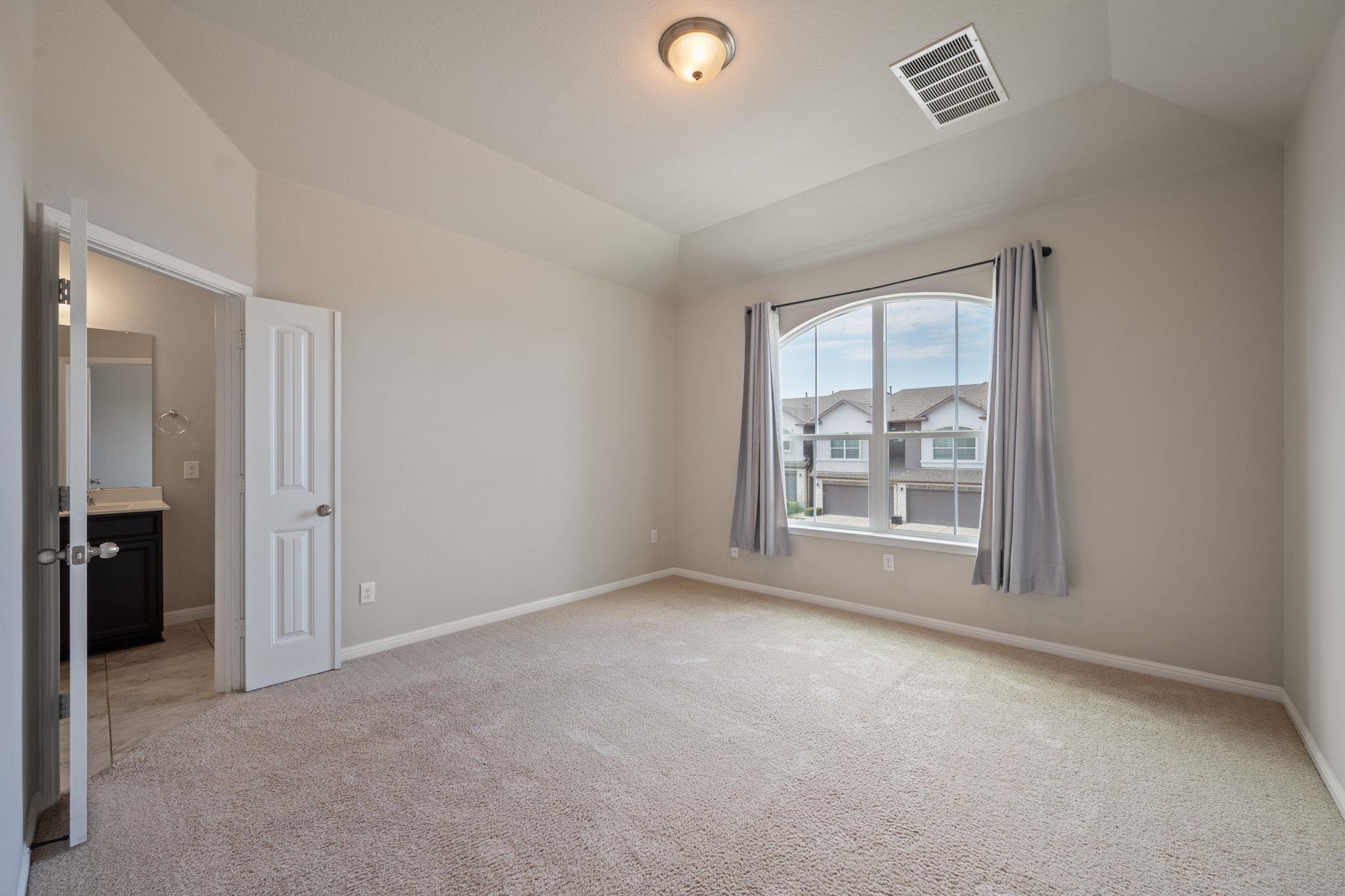 427 Epiphany Ln, Pflugerville, TX 78660