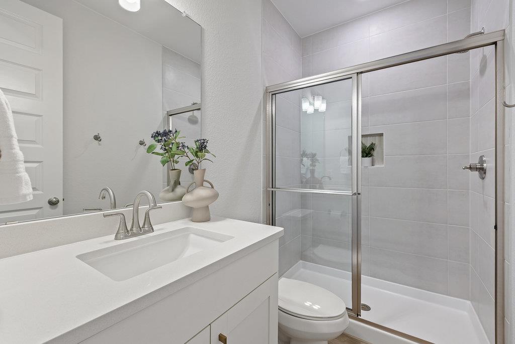 18705 Hopper Ln, Austin, TX 78738