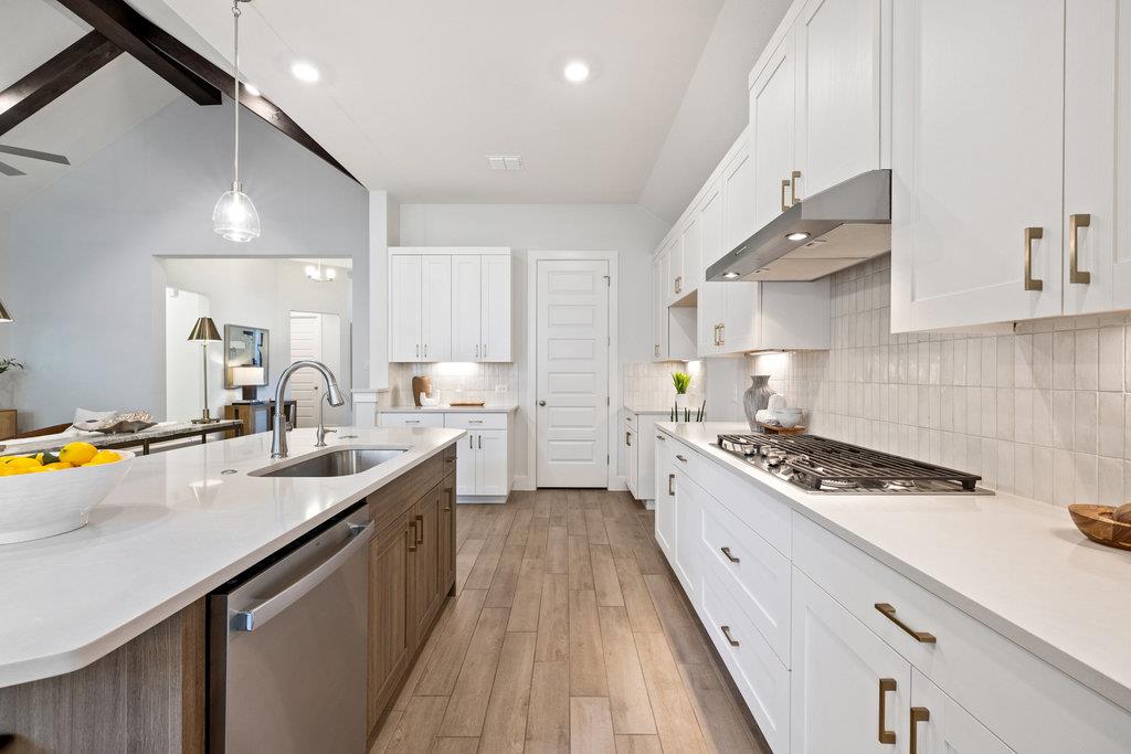 18705 Hopper Ln, Austin, TX 78738