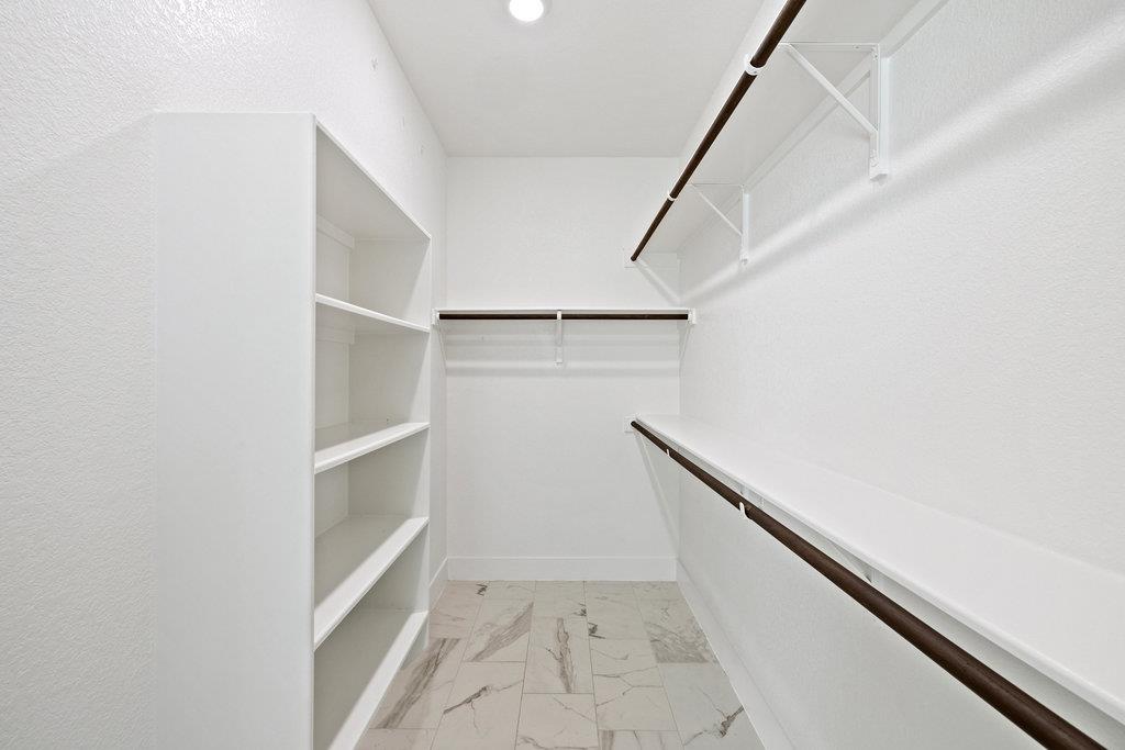 18705 Hopper Ln, Austin, TX 78738