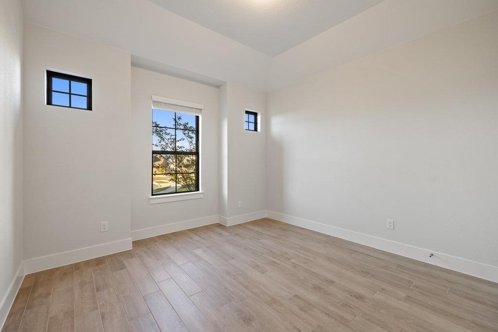 18705 Hopper Ln, Austin, TX 78738