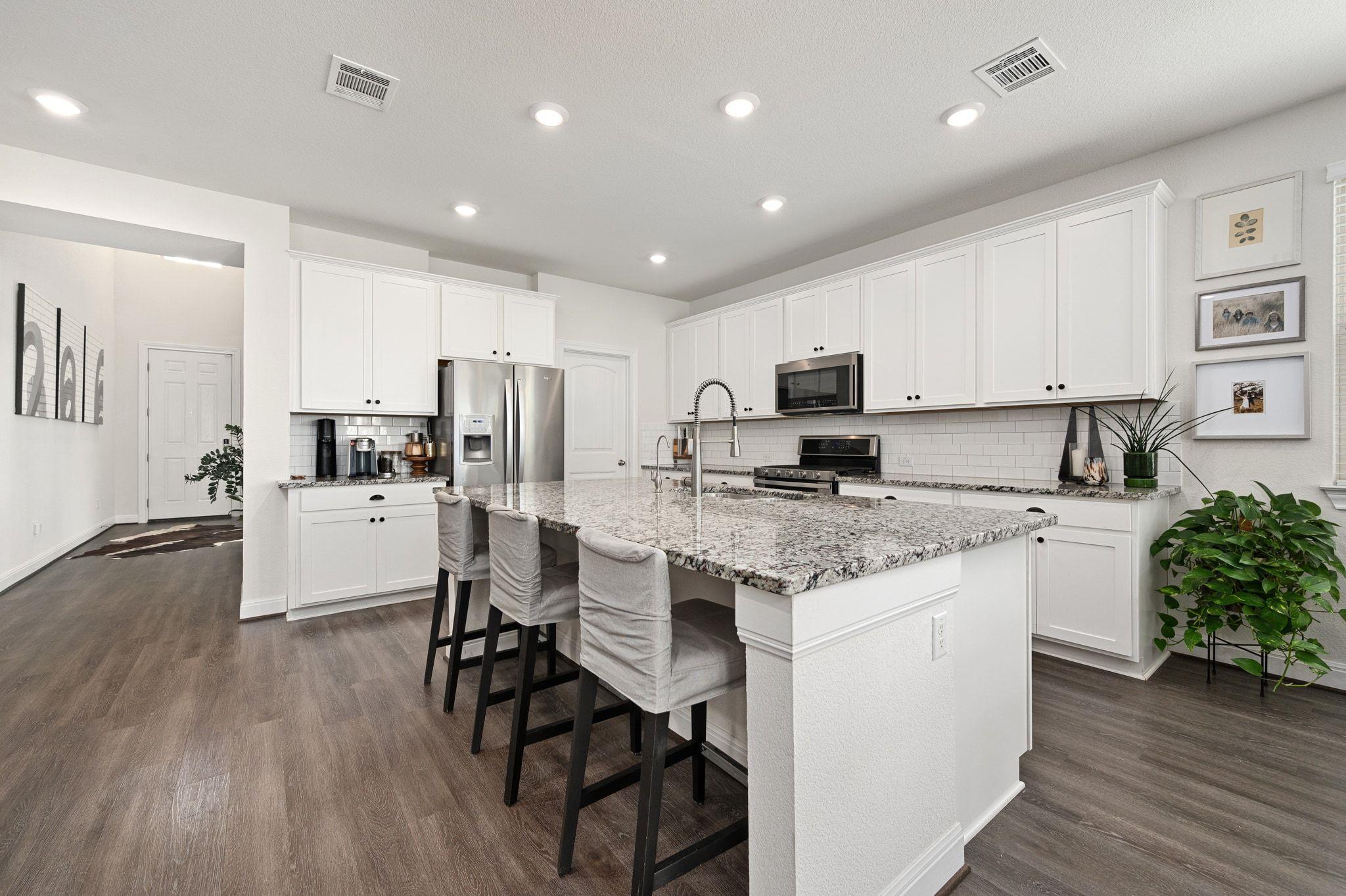 220 Birkshire Dr, Georgetown, TX 78626