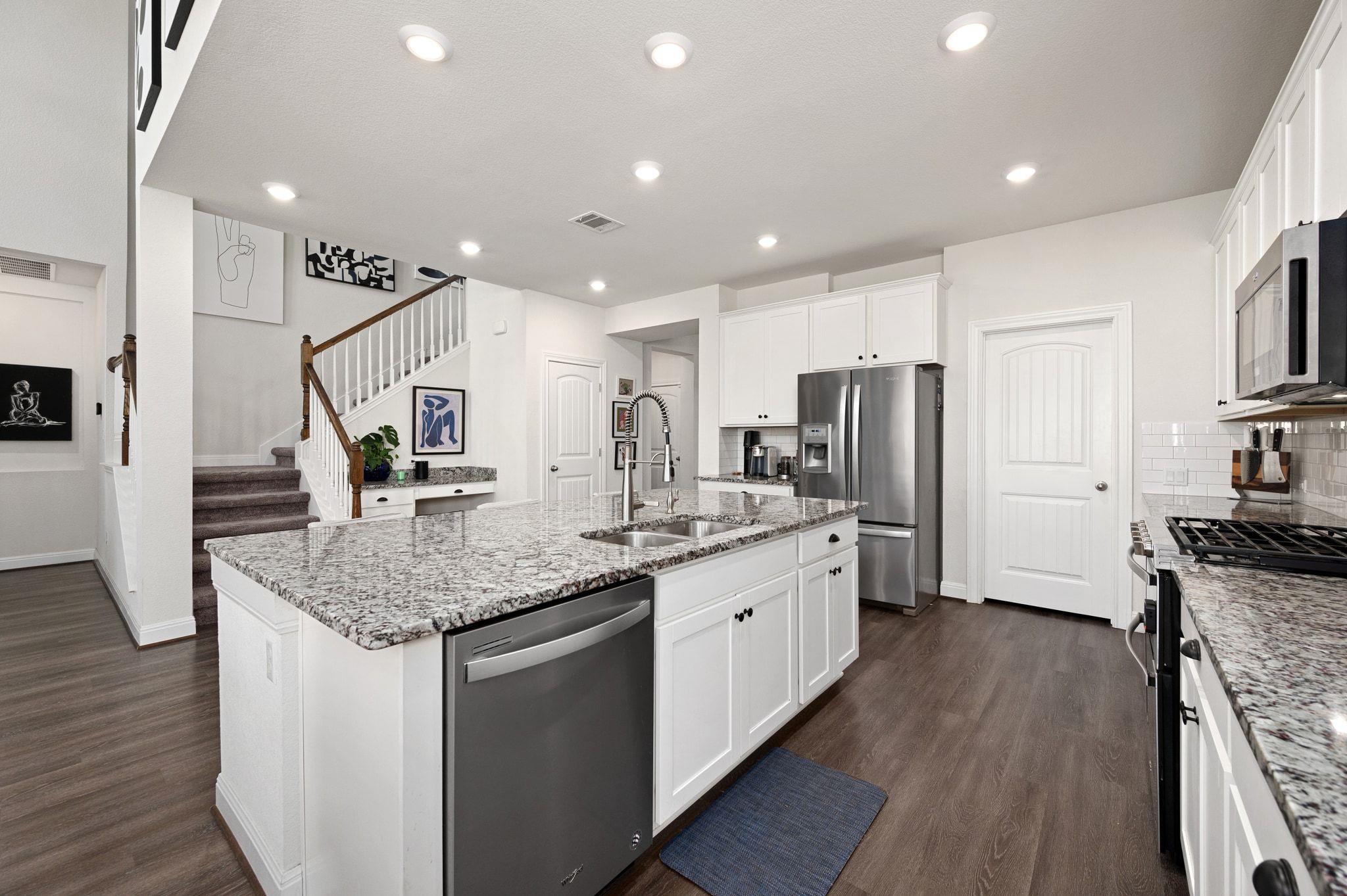 220 Birkshire Dr, Georgetown, TX 78626