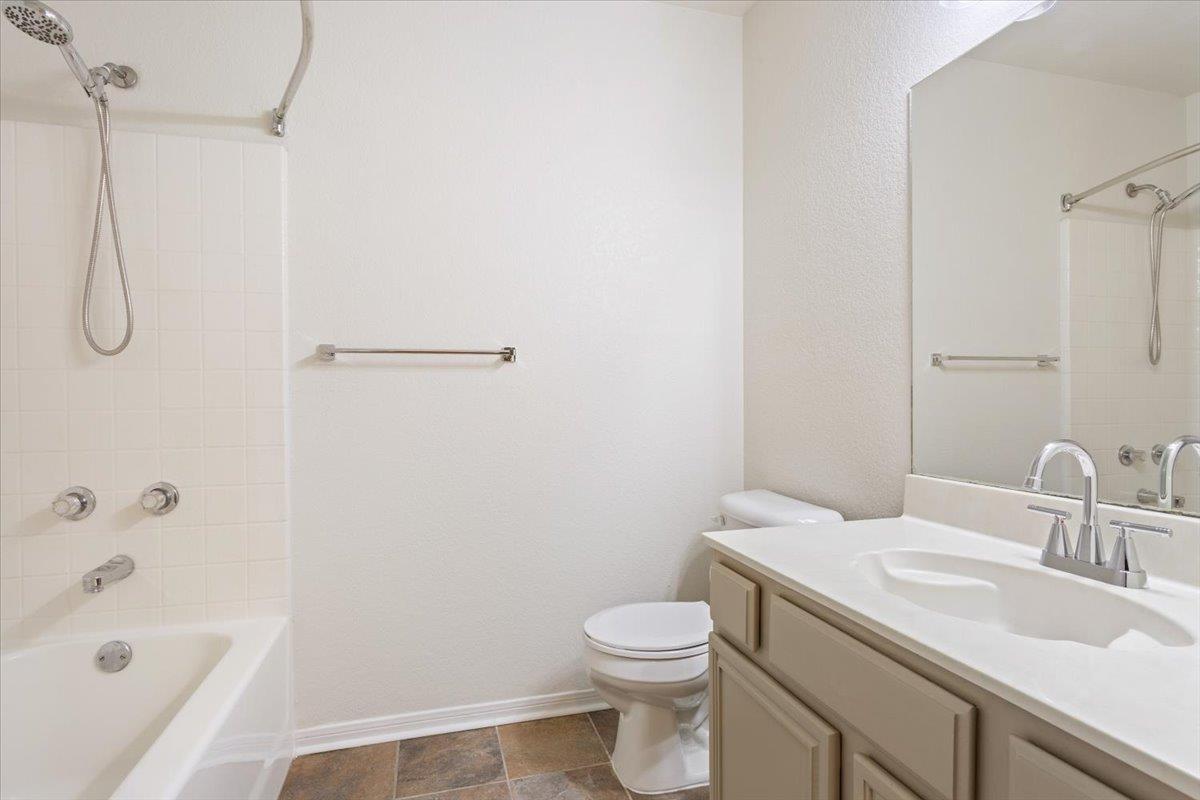 204 Rodeo Cir, Copperas Cove, TX 76522