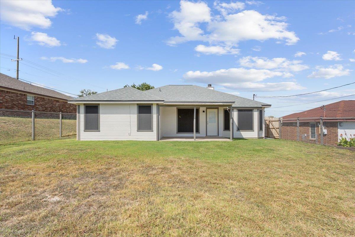 204 Rodeo Cir, Copperas Cove, TX 76522