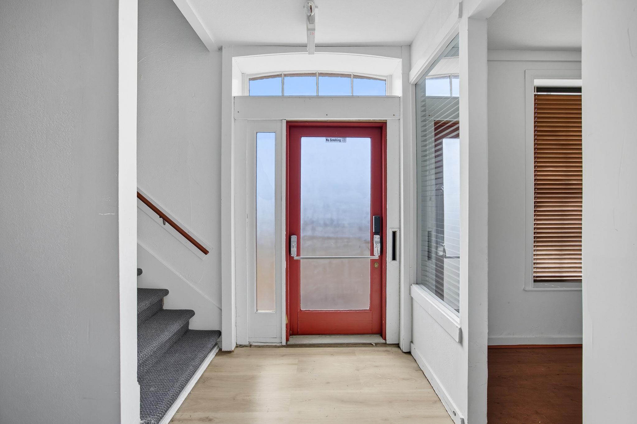 101 East St, Hutto, TX 78634