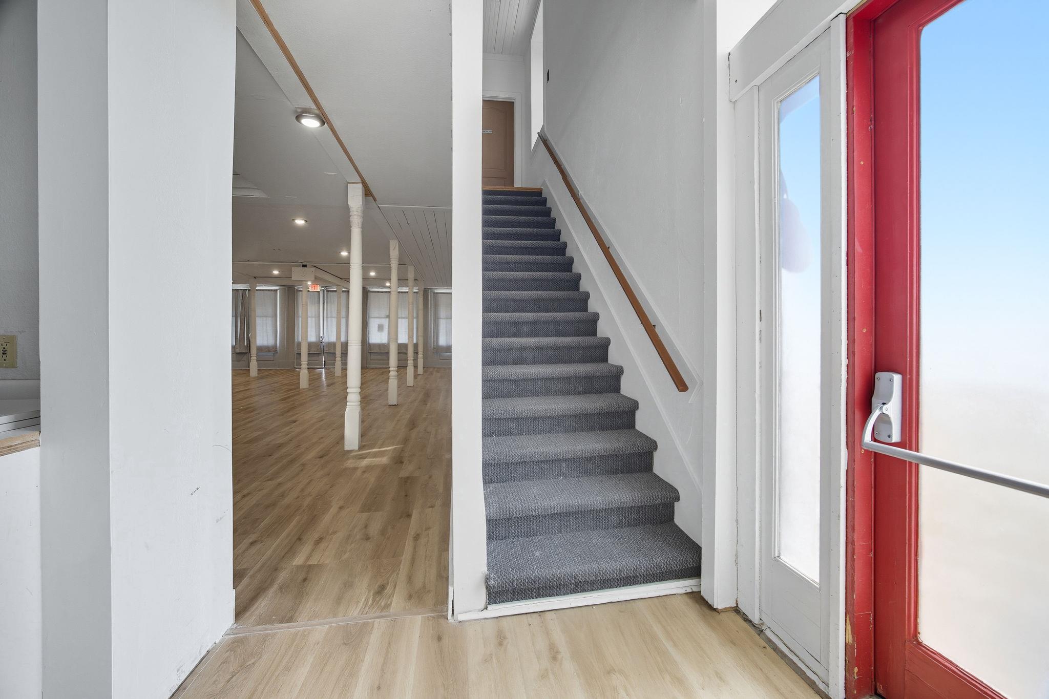 101 East St, Hutto, TX 78634