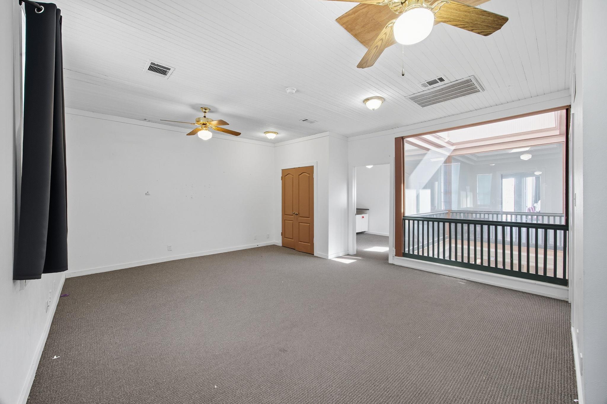 101 East St, Hutto, TX 78634