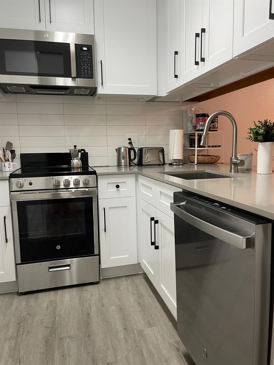 2510 San Gabriel St # 301, Austin, TX 78705